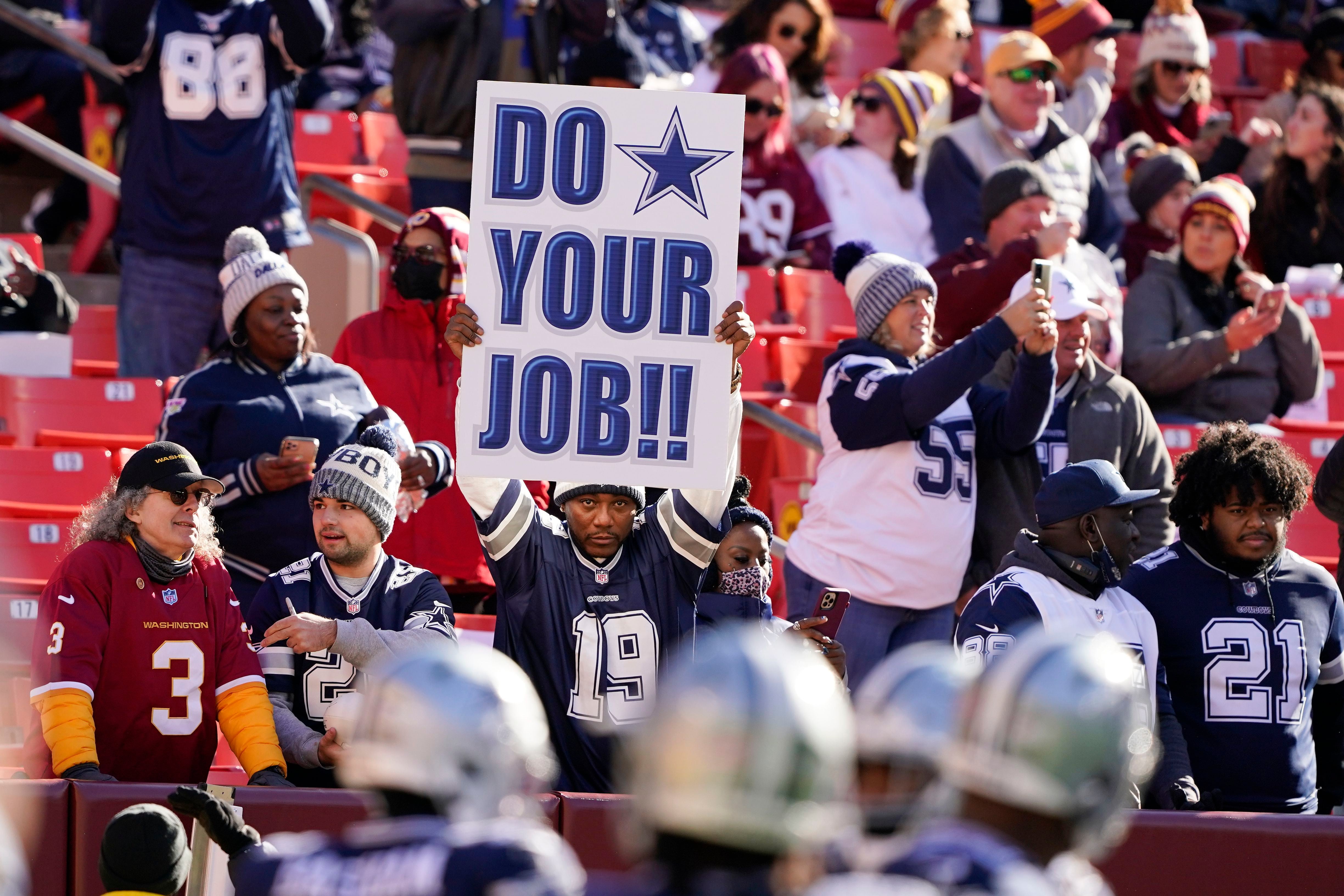 Dallas Cowboys bring benches to Washington, rivalry heats up