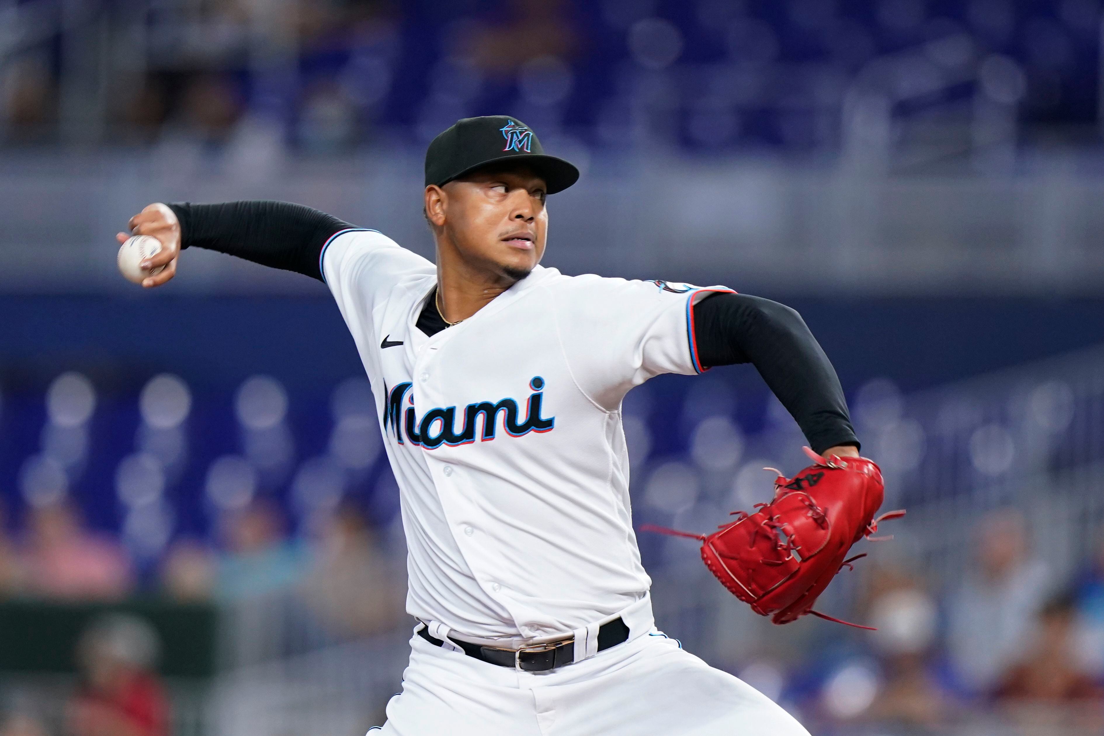 Should Nick Fortes overtake Jacob Stallings as Marlins No. 1