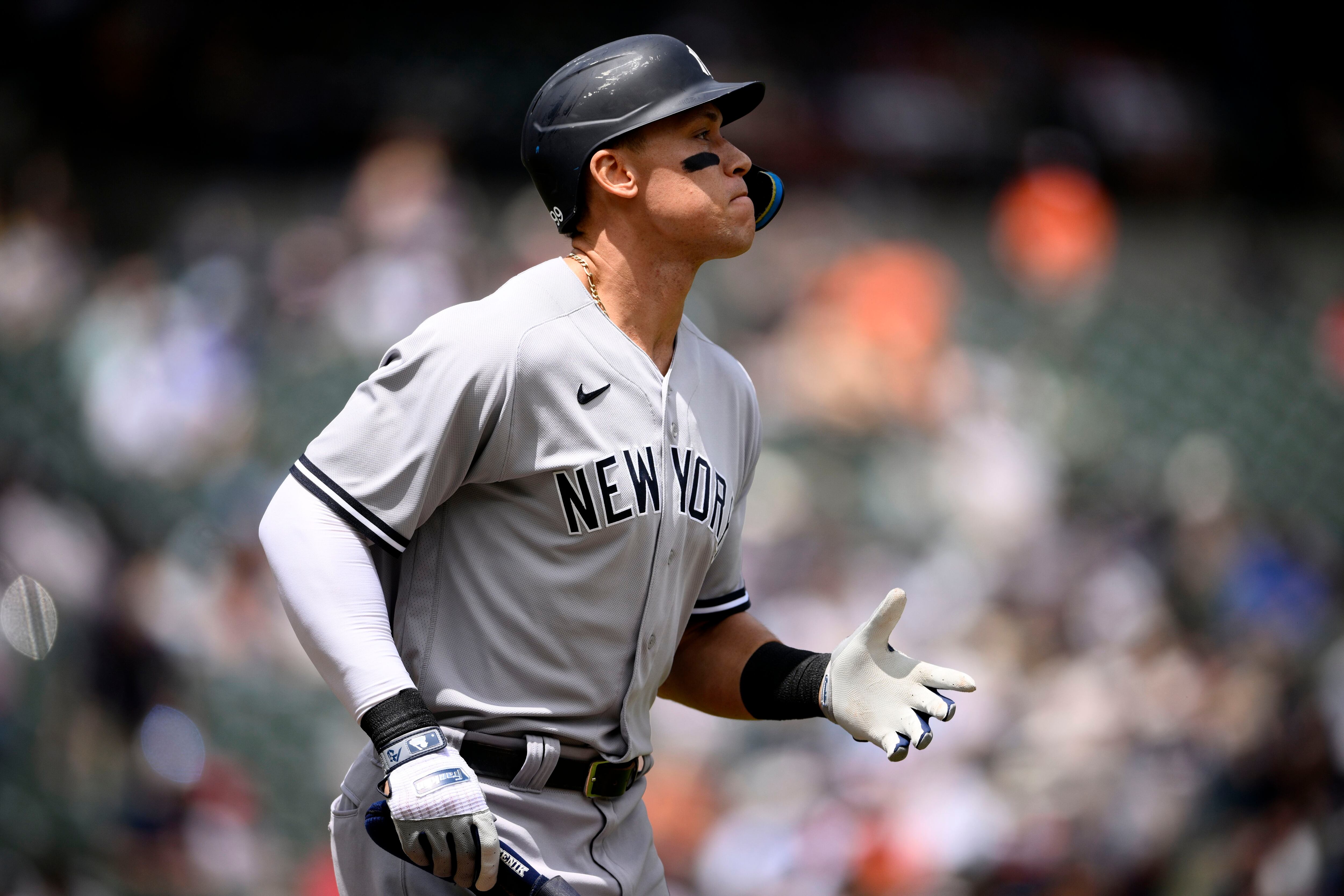 Odor, Cortes help Yankees beat White Sox 5-3