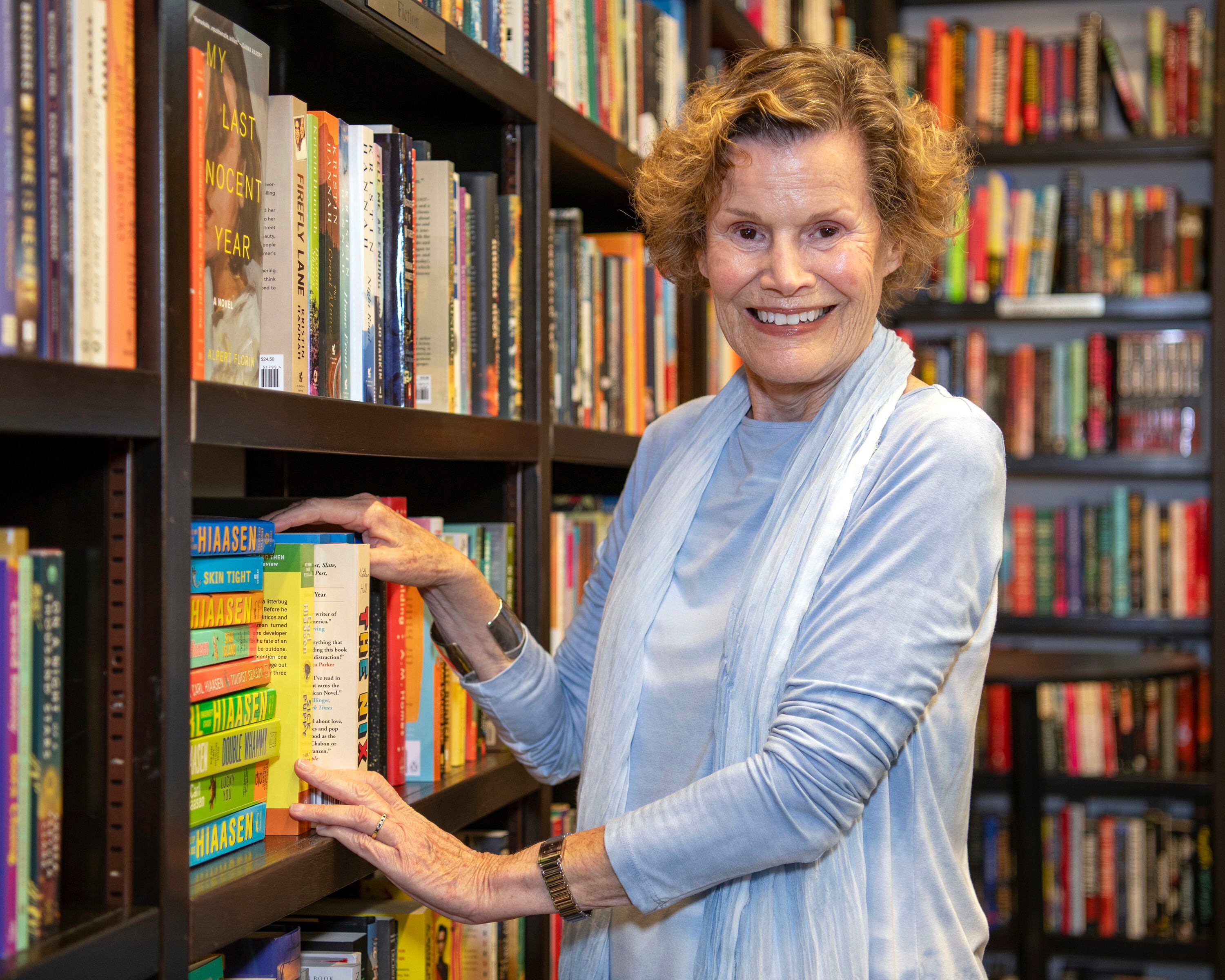 The Friends of the Library Open The Garage Pop-Up Bookstore in