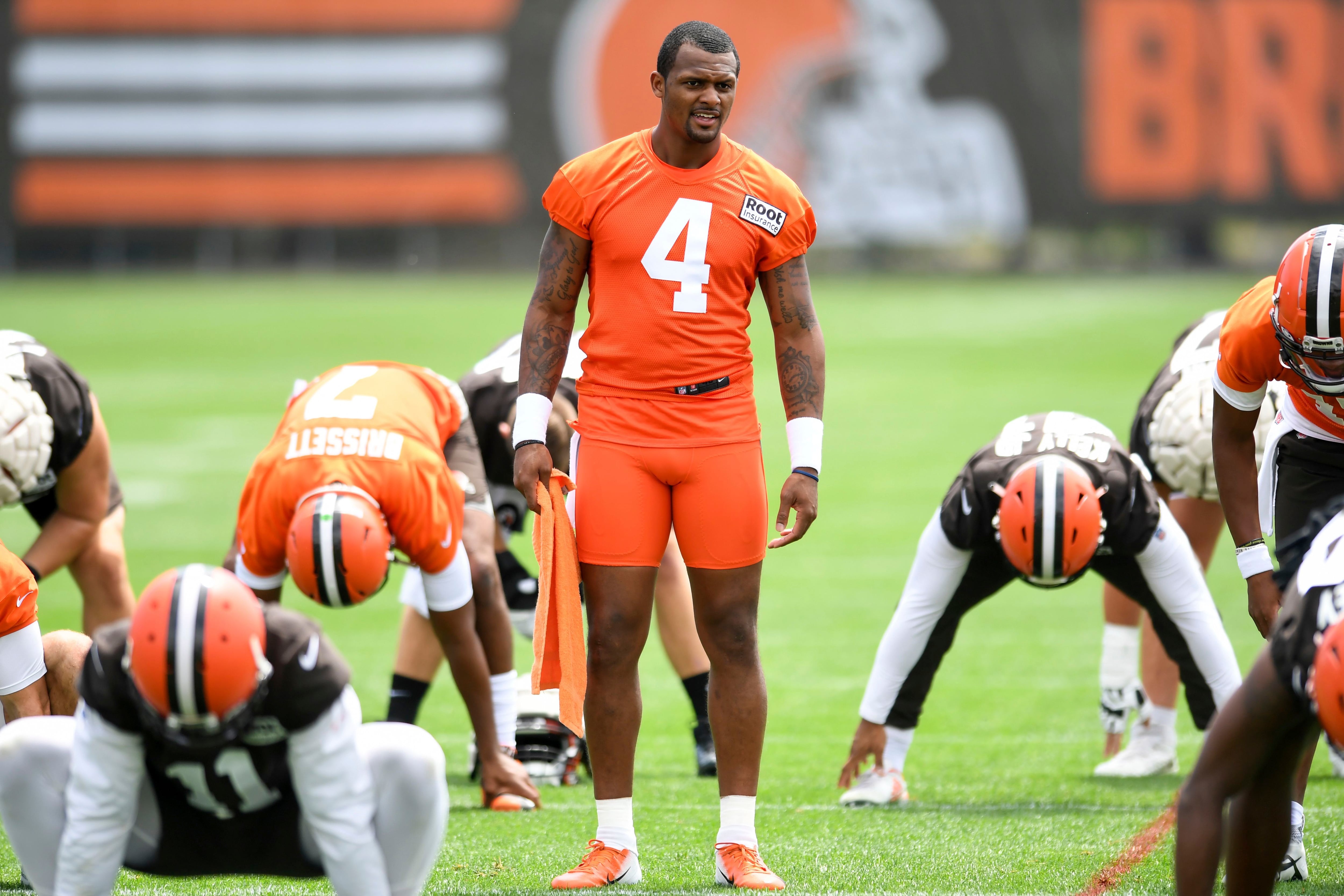 Browns QB Deshaun Watson reports to training camp amid uncertainty