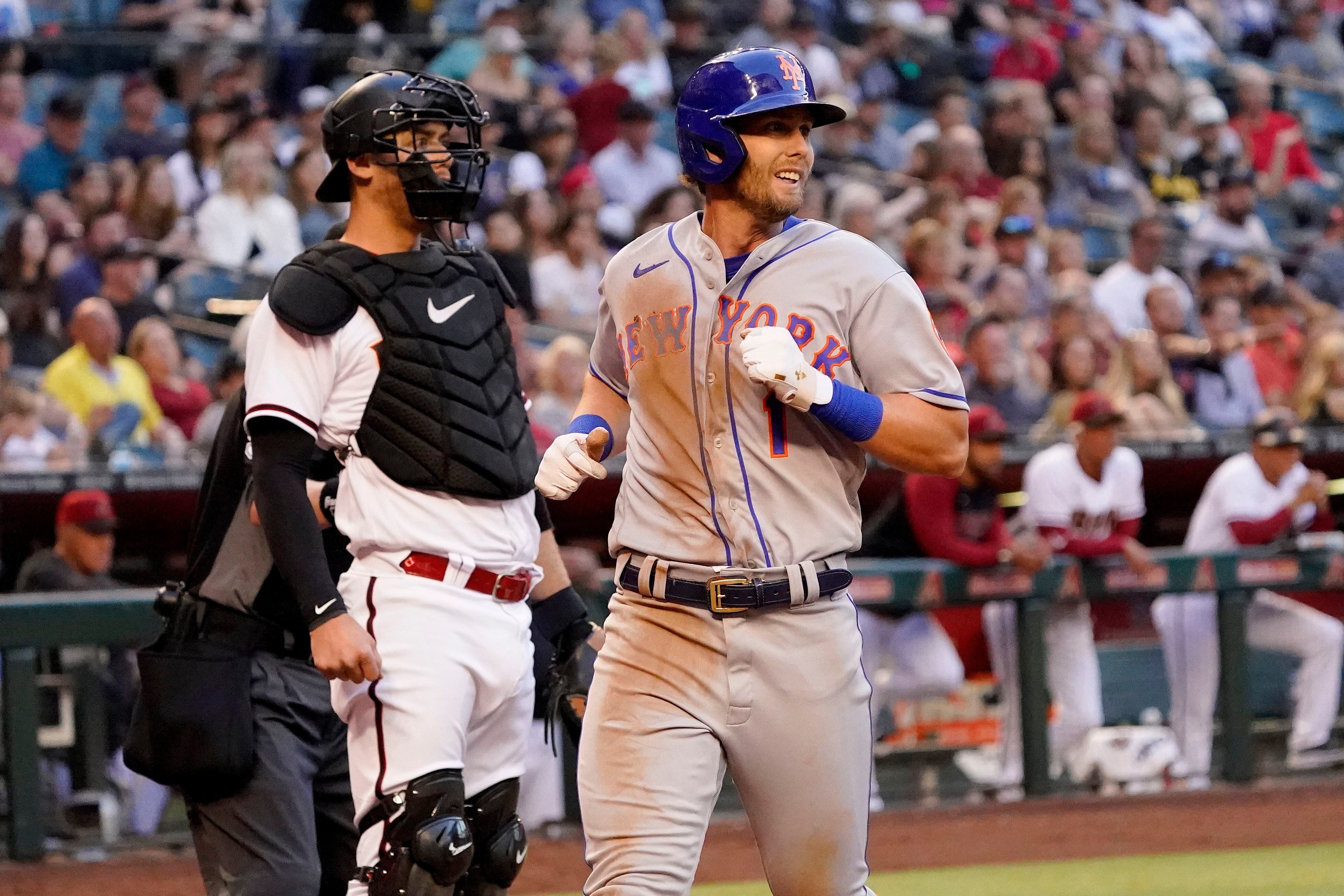 New York Mets outfielder Jeff McNeil thinks teammate Pete Alonso