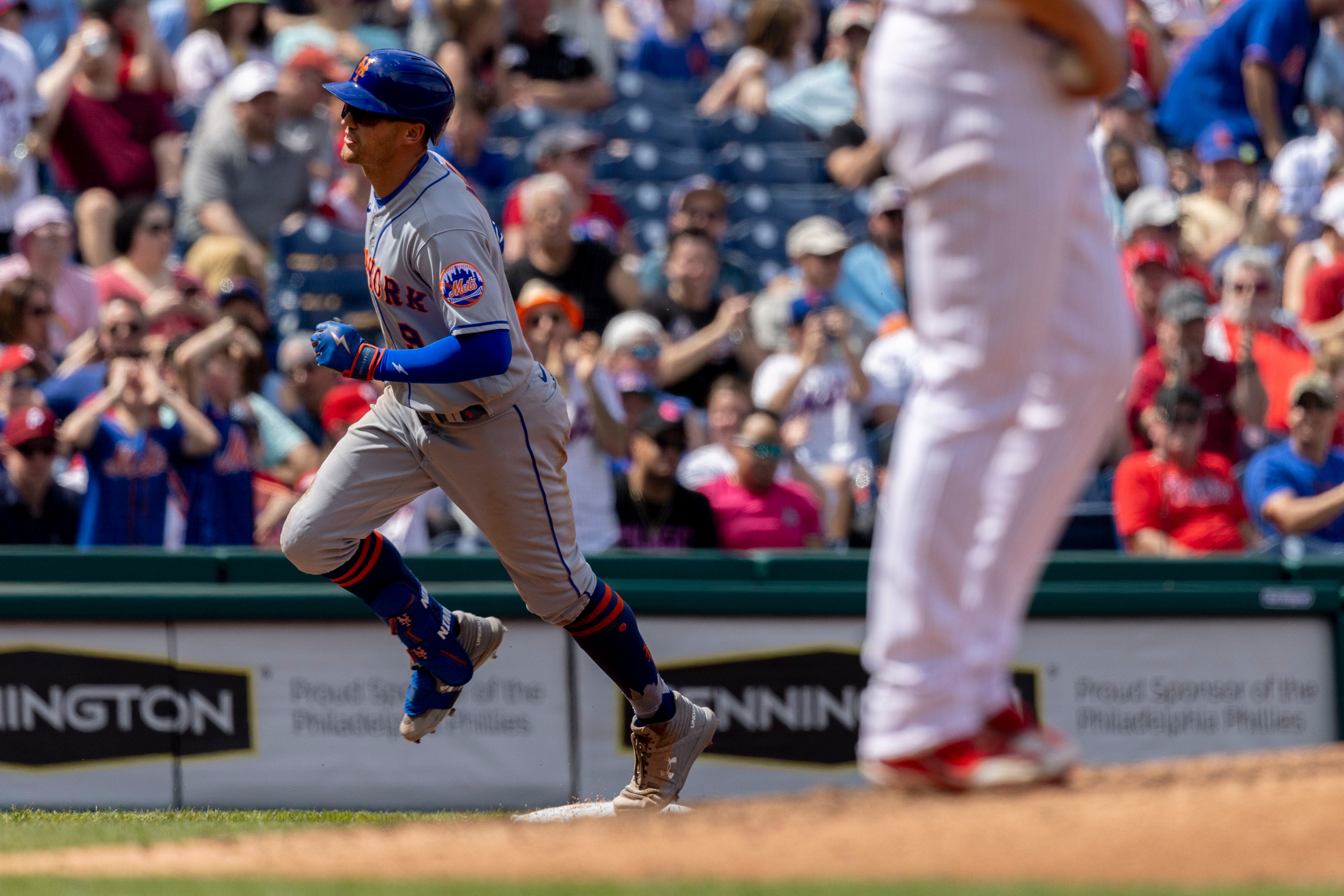 Scherzer cruises, Alonso drives in 5 as Mets beat Phillies