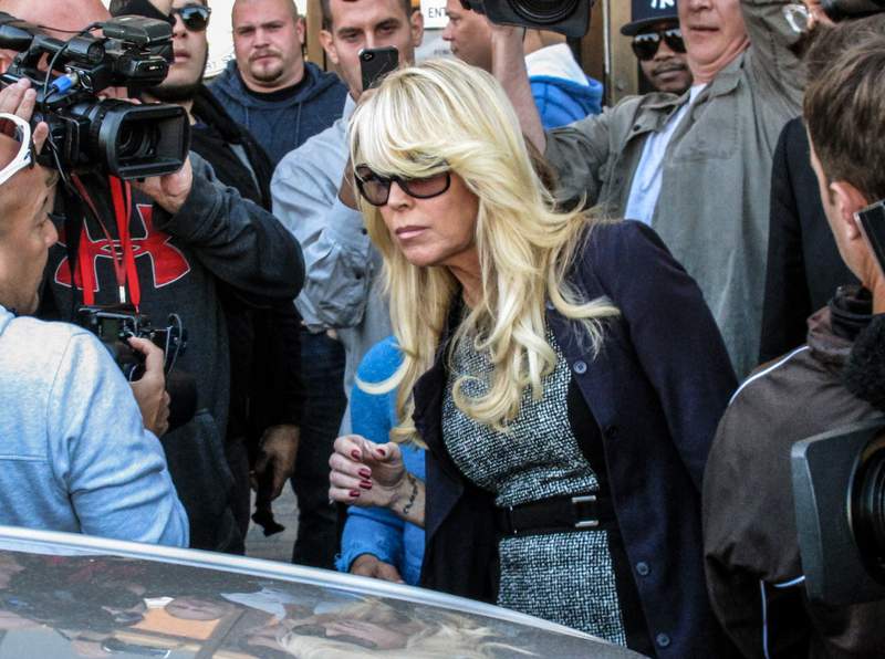 Lindsay Lohan's mom Dina pleads guilty to drunken driving