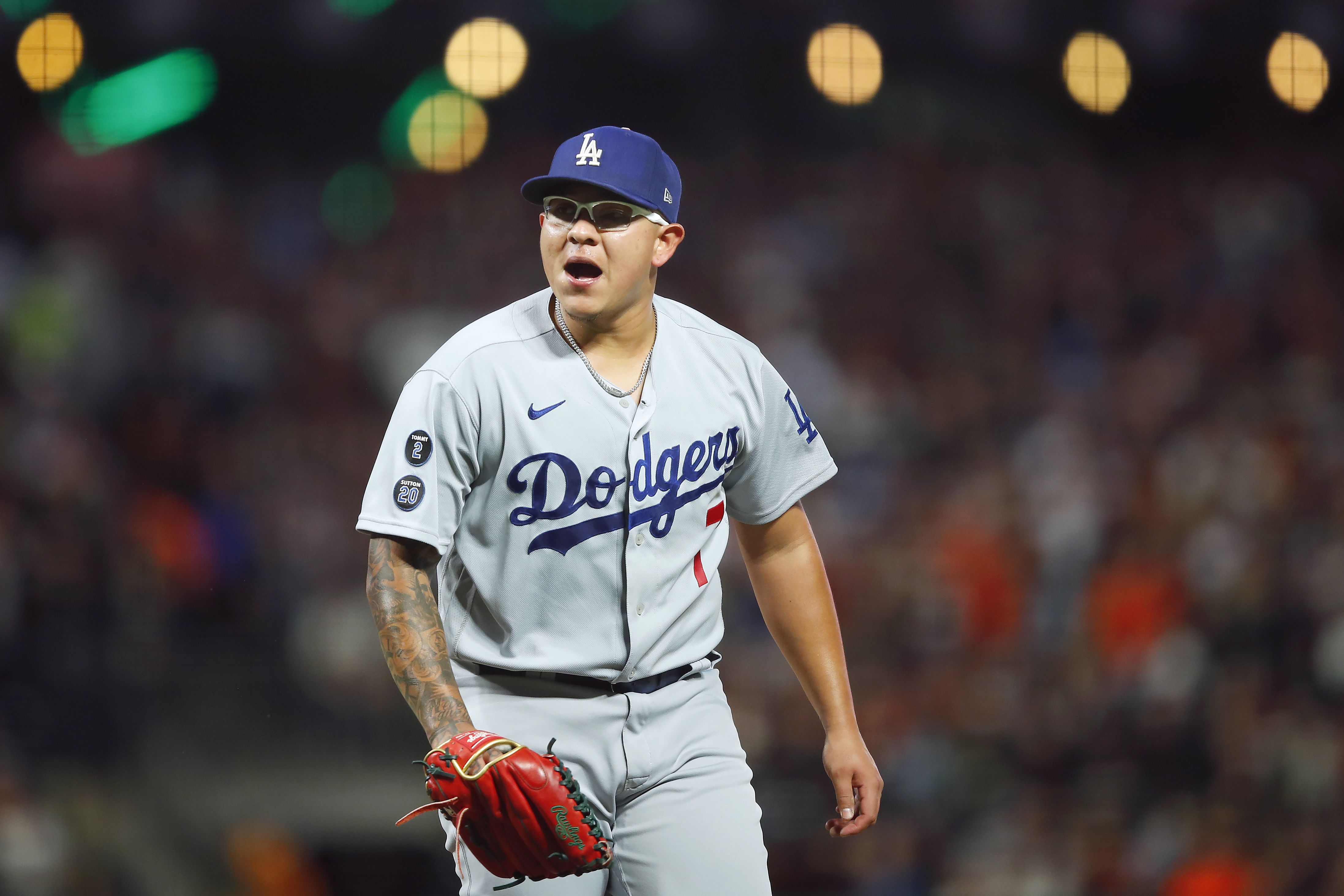 Dave Roberts fires up World Series hopes by declaring 2023 Dodgers