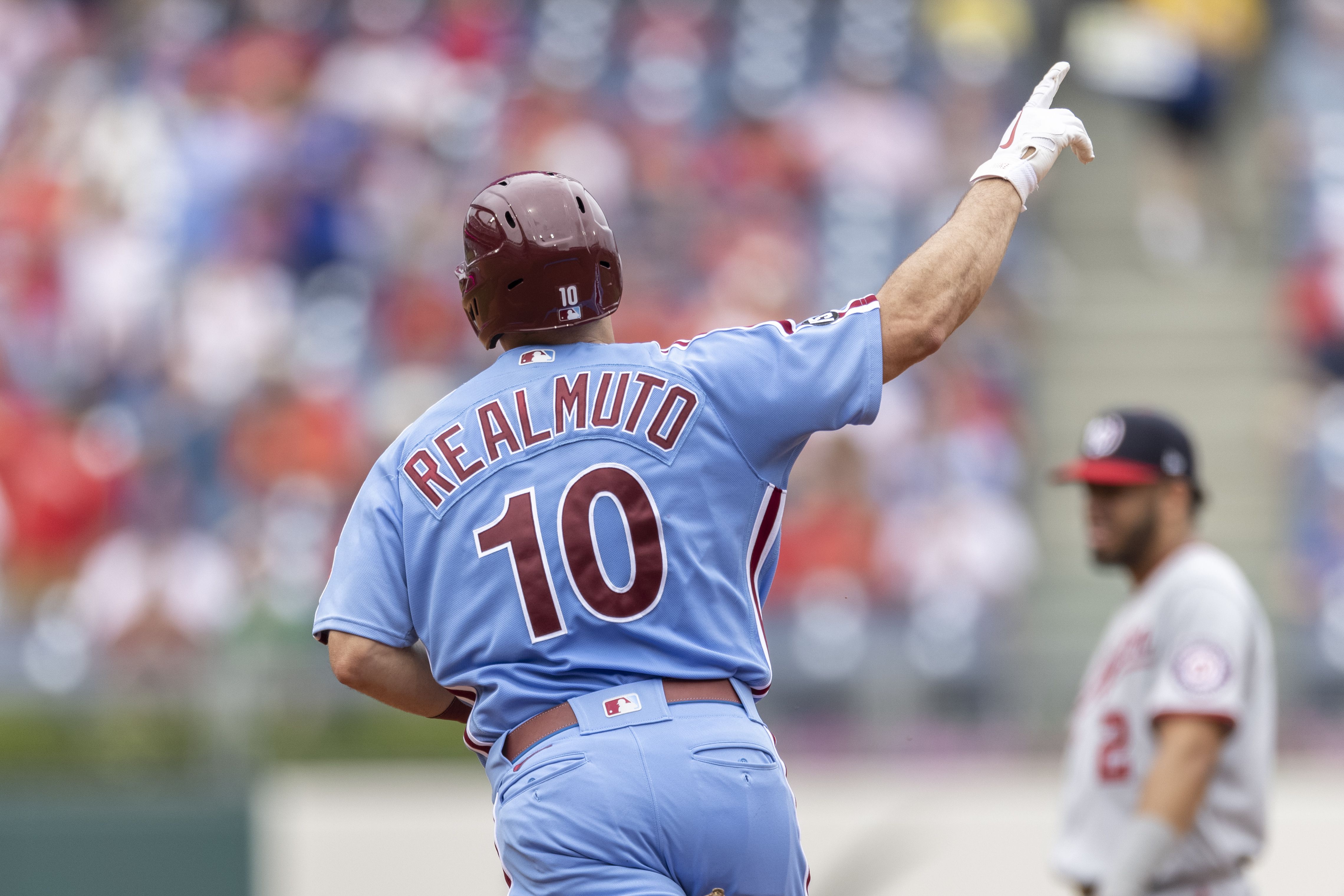 Phillies' J.T. Realmuto, unvaccinated, will miss Toronto series