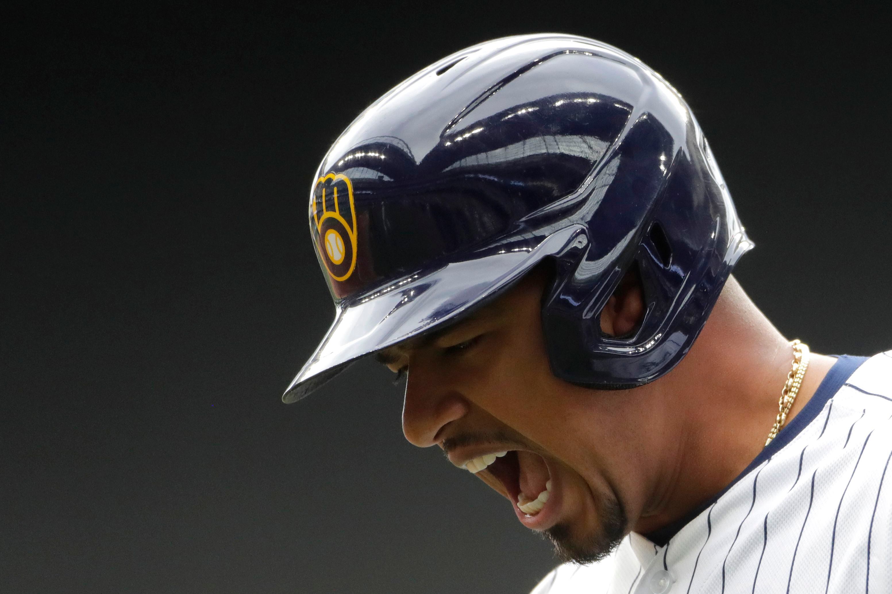 What a day! Milwaukee Brewers clinch division with 8-4 victory