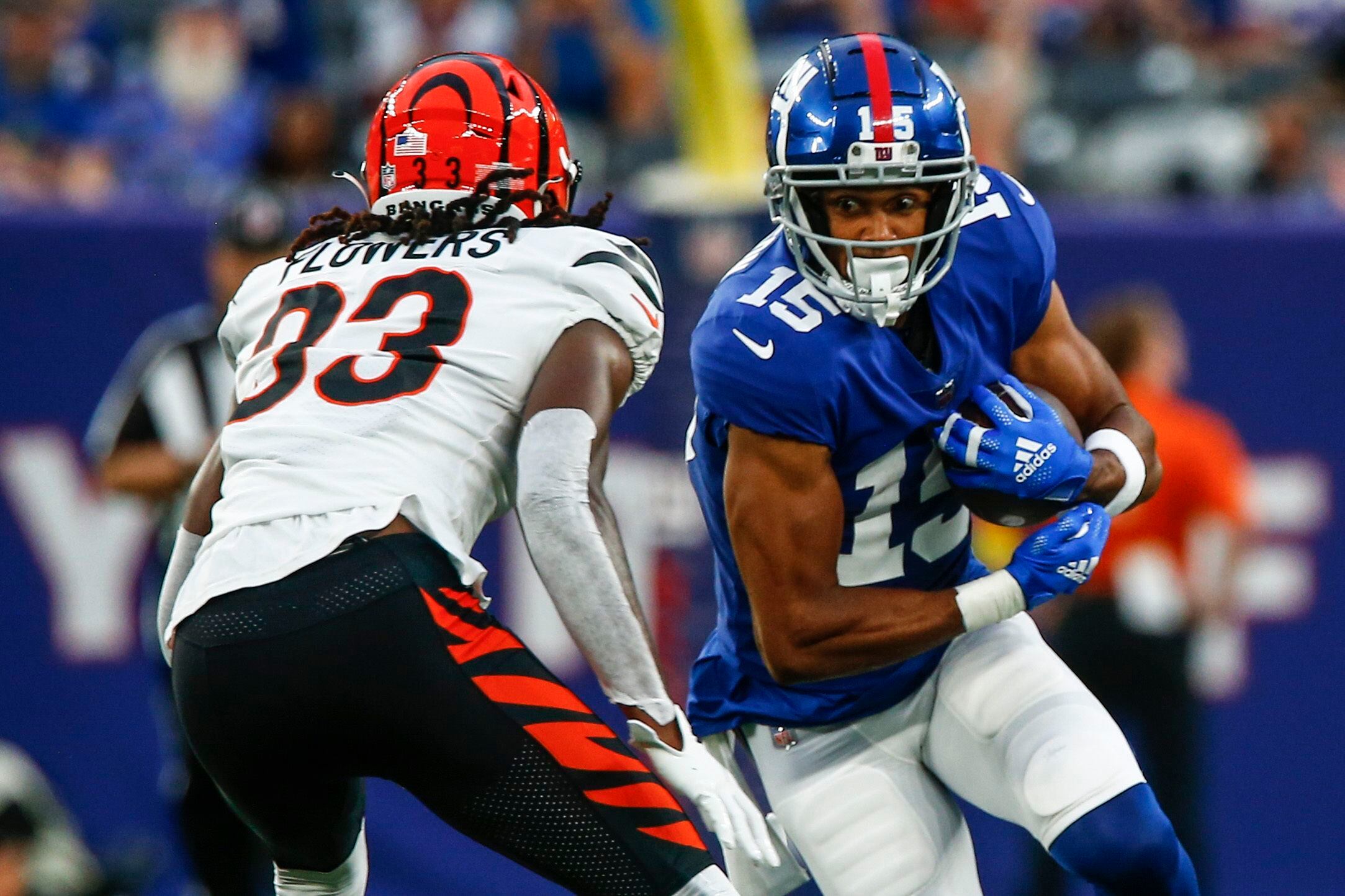 Webb Rallies Giants Over Bengals With 2 TD Passes to Bachman - Bloomberg