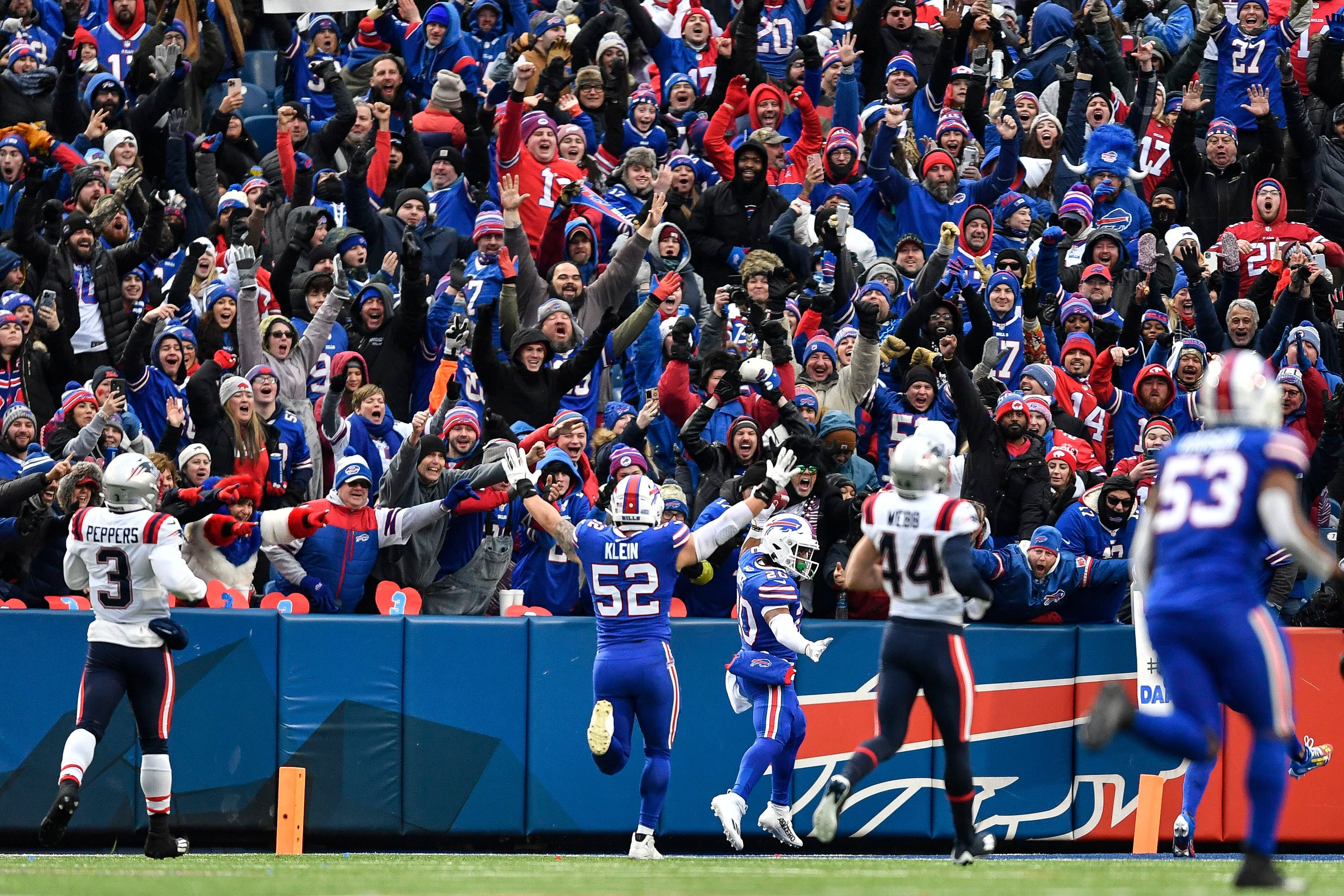 Bills survive Dolphins in playoffs, Bengals next up in divisional