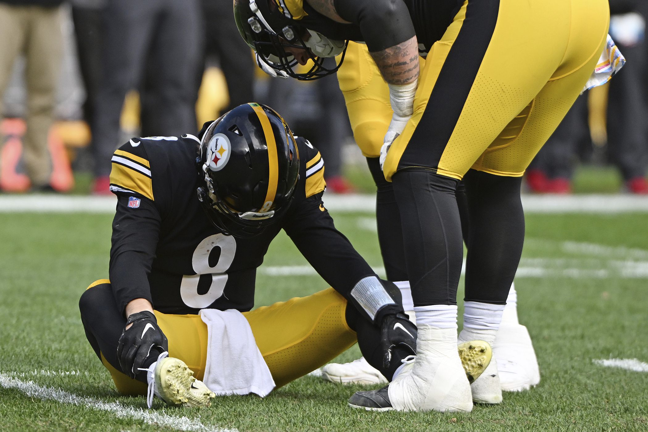 Reports: Steelers QB Kenny Pickett (knee) avoids long-term injury, National Sports