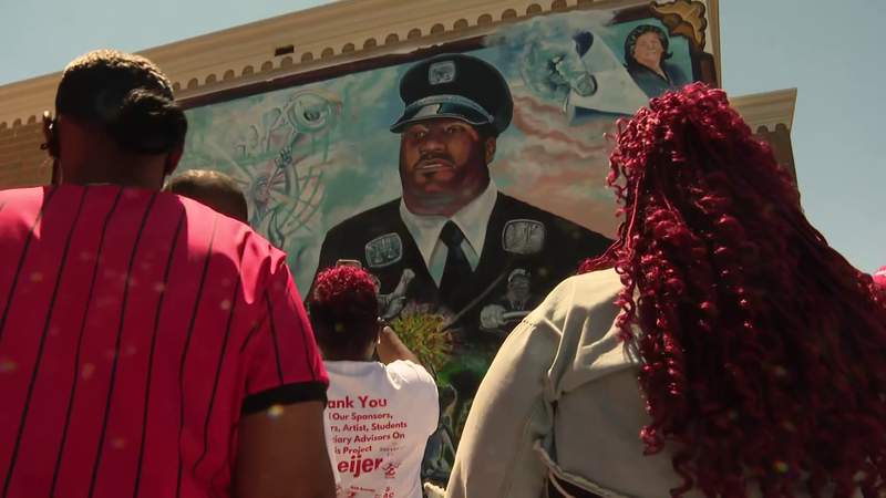 Nightside Report May 30, 2021: Detroit mural pays tribute to those lost to COVID, Michigan Teacher of the Year speaks out against Senate bill 218, Memorial Day warm up