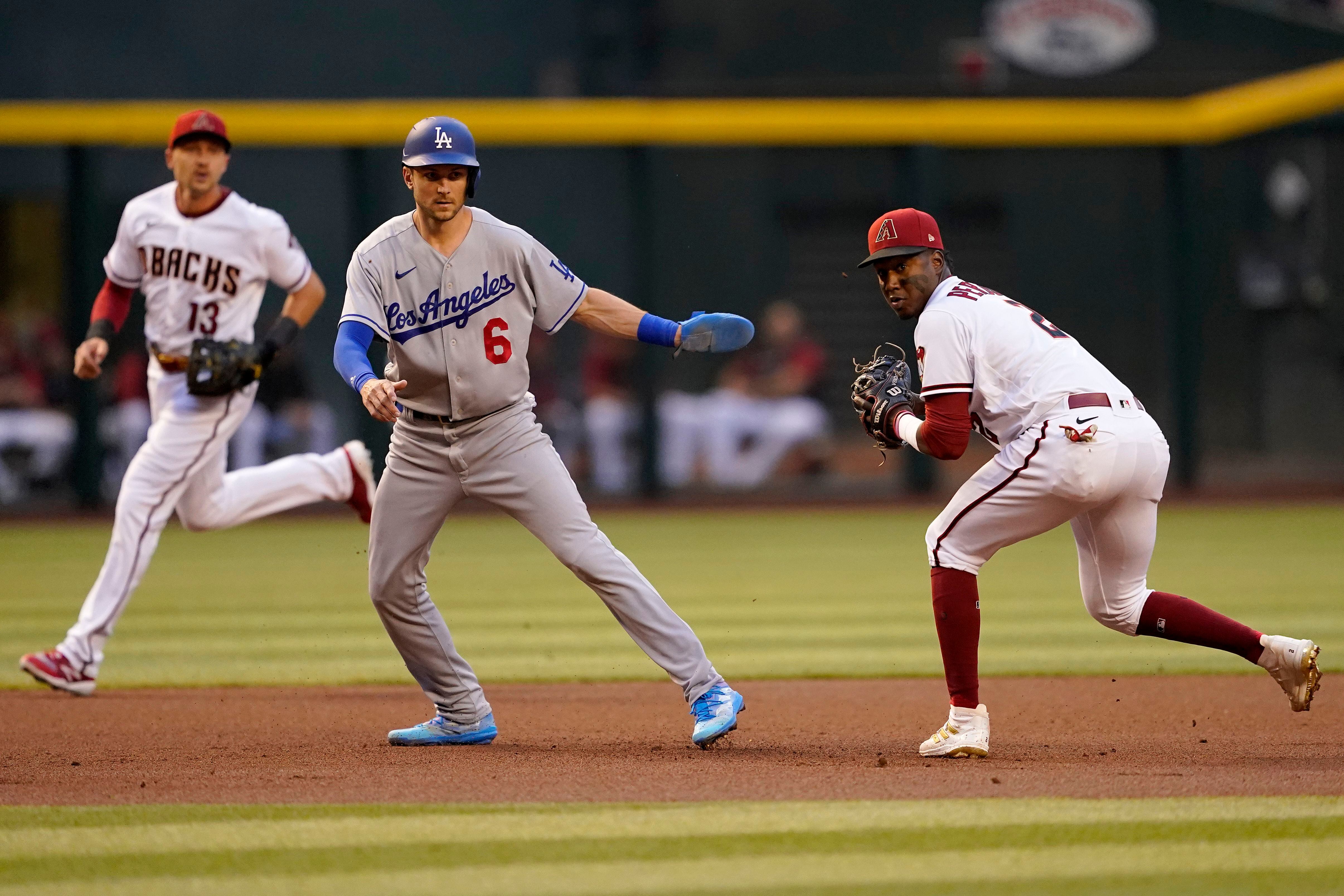 Buehler gets 1st career shutout, Dodgers blank D-backs 4-0