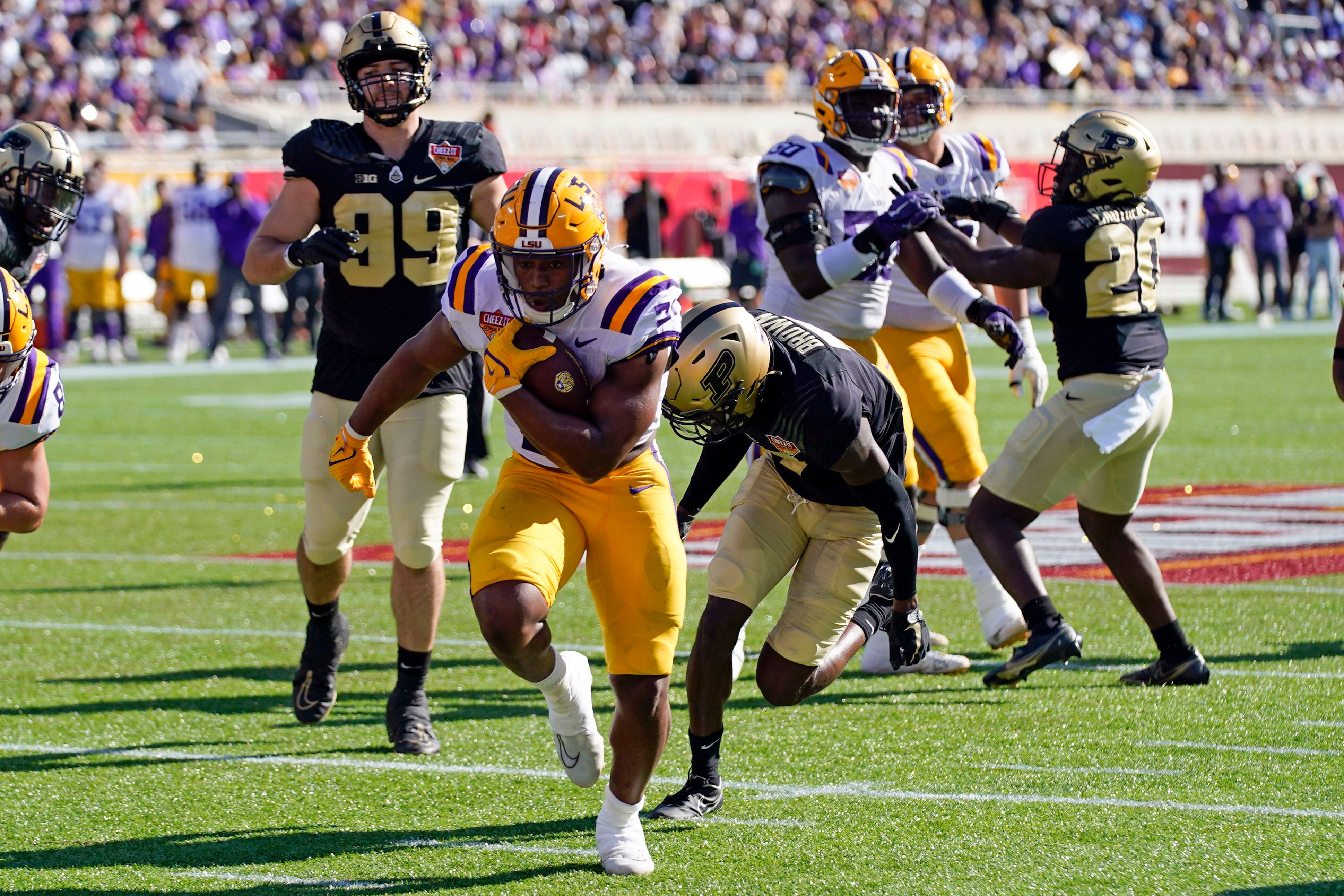 LSU's NFL Tigers: Joe Burrow, Jarvis Landry pass their teams to wins