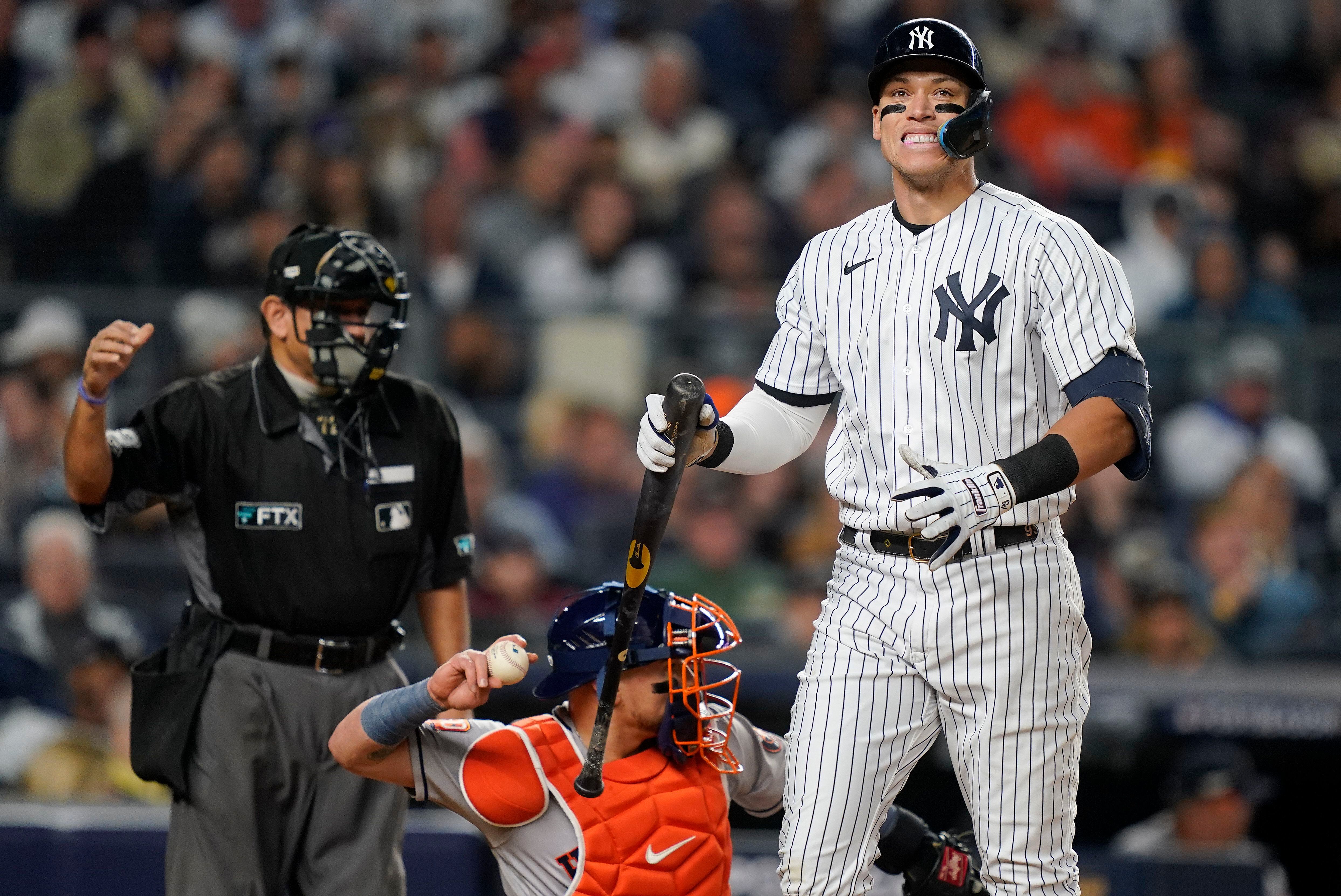 Report: 'More Than One' Yankees Player Told Agent NY Fans Were 'Unusually  Brutal', News, Scores, Highlights, Stats, and Rumors