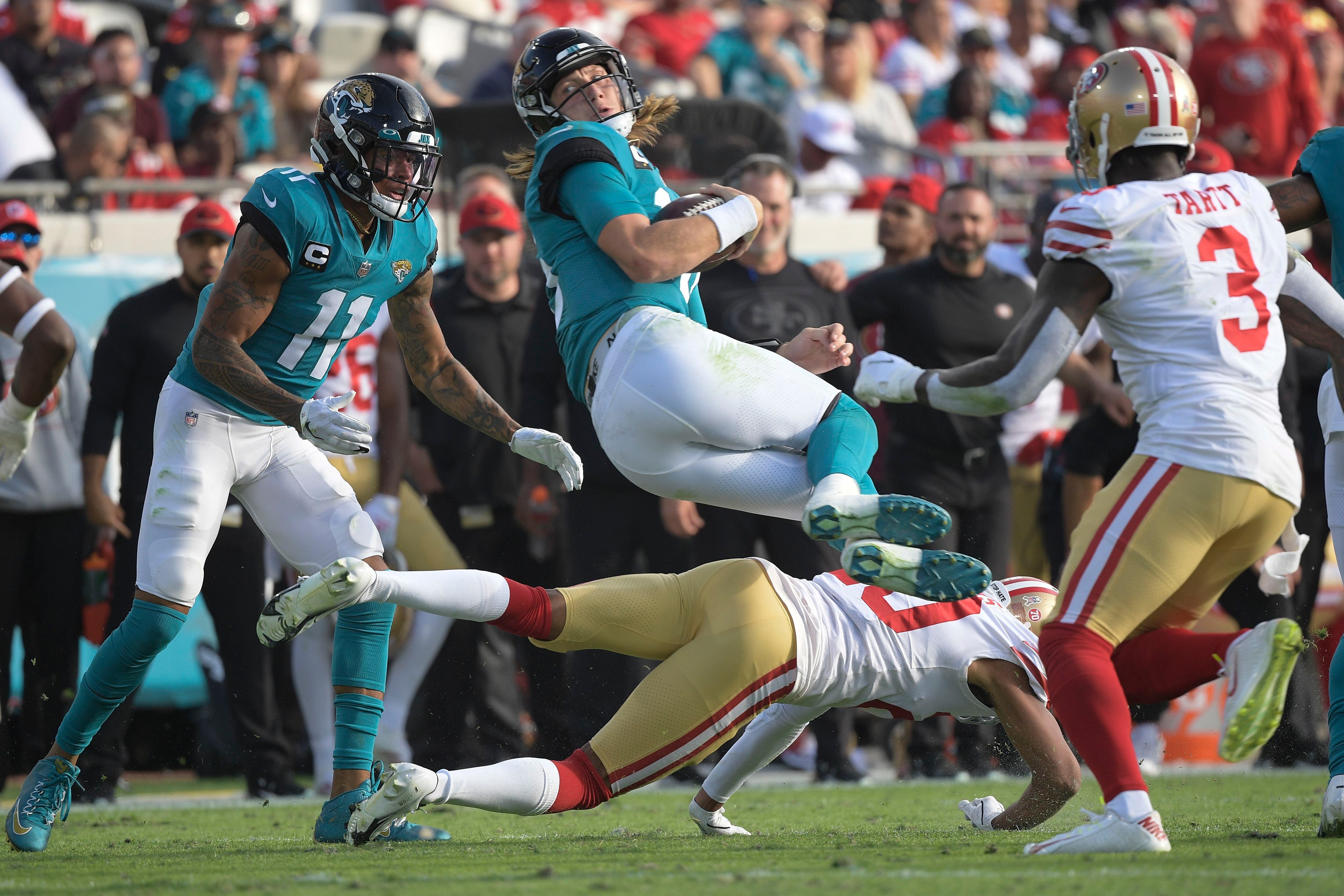 Jacksonville, FL, USA. 21st Nov, 2021. San Francisco 49ers wide receiver Jauan  Jennings (15) during 2nd half NFL football game between the San Francisco  49ers and the Jacksonville Jaguars. San Francisco defeated