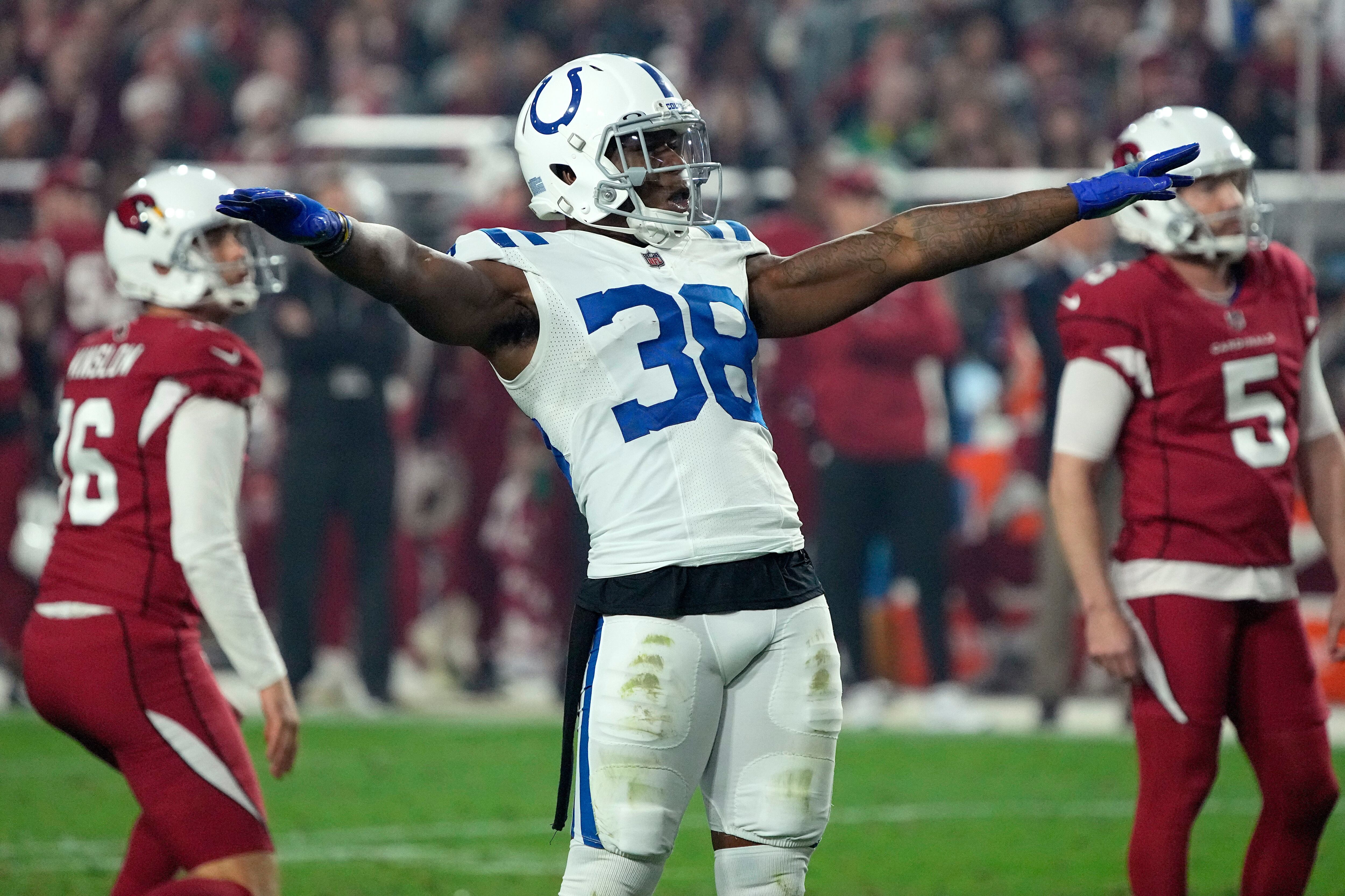 Indianapolis Colts: Darius Leonard activated from COVID list