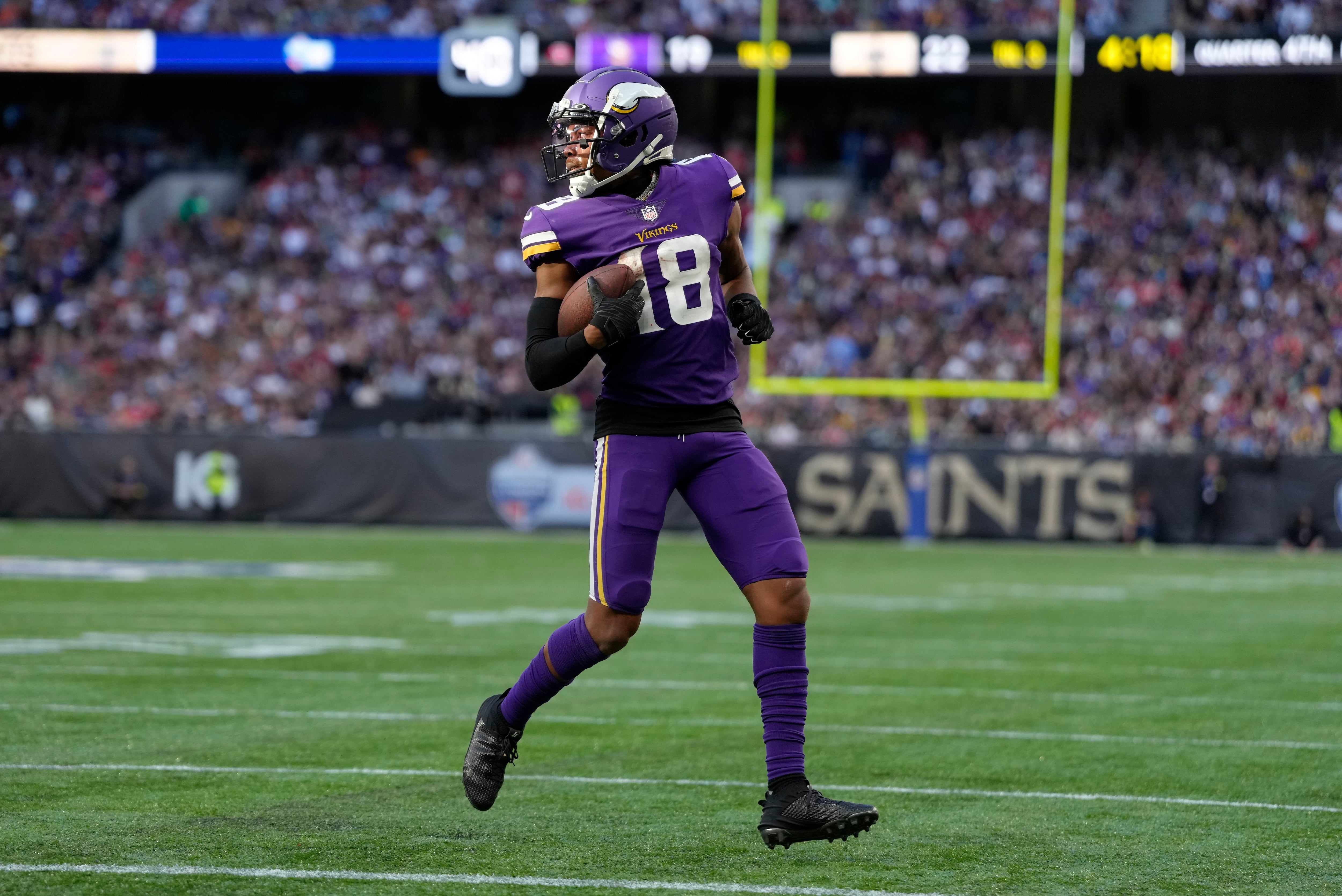 NFL AT THE TOTTENHAM HOTSPUR STADIUM: Minnesota Vikings 28-25