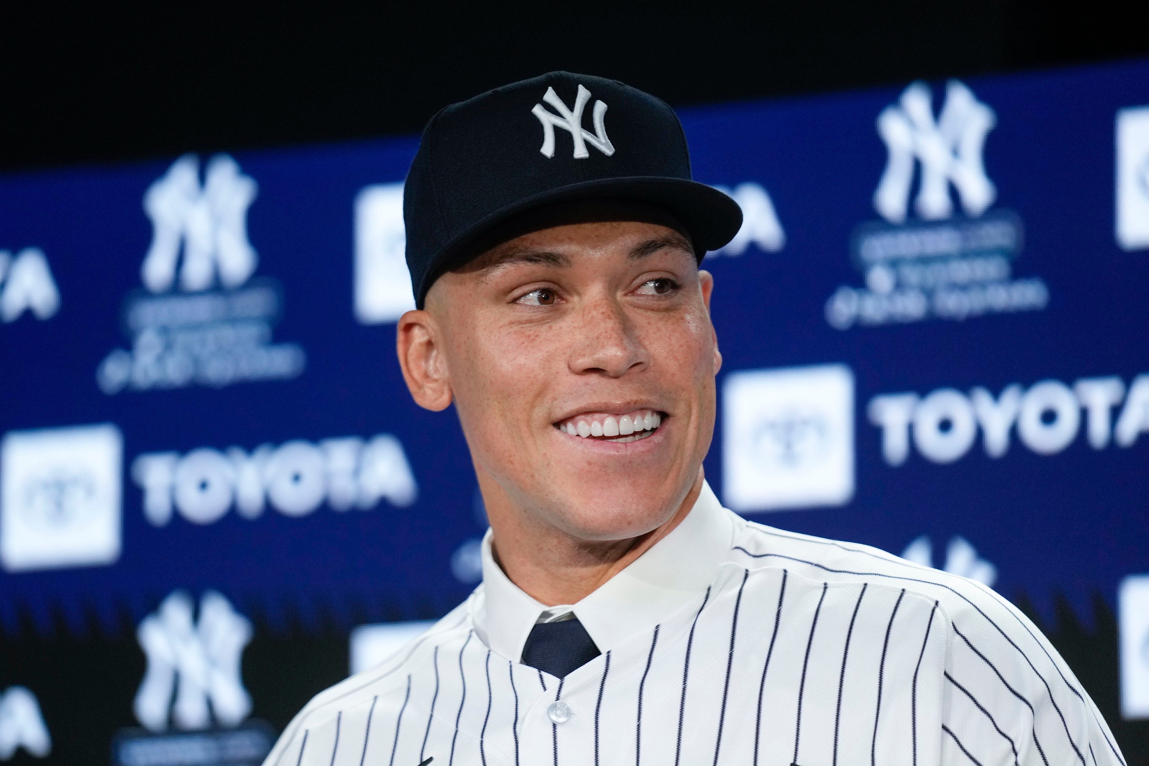Aaron Judge breaks Joe DiMaggio's rookie home run mark, but Yankees fall