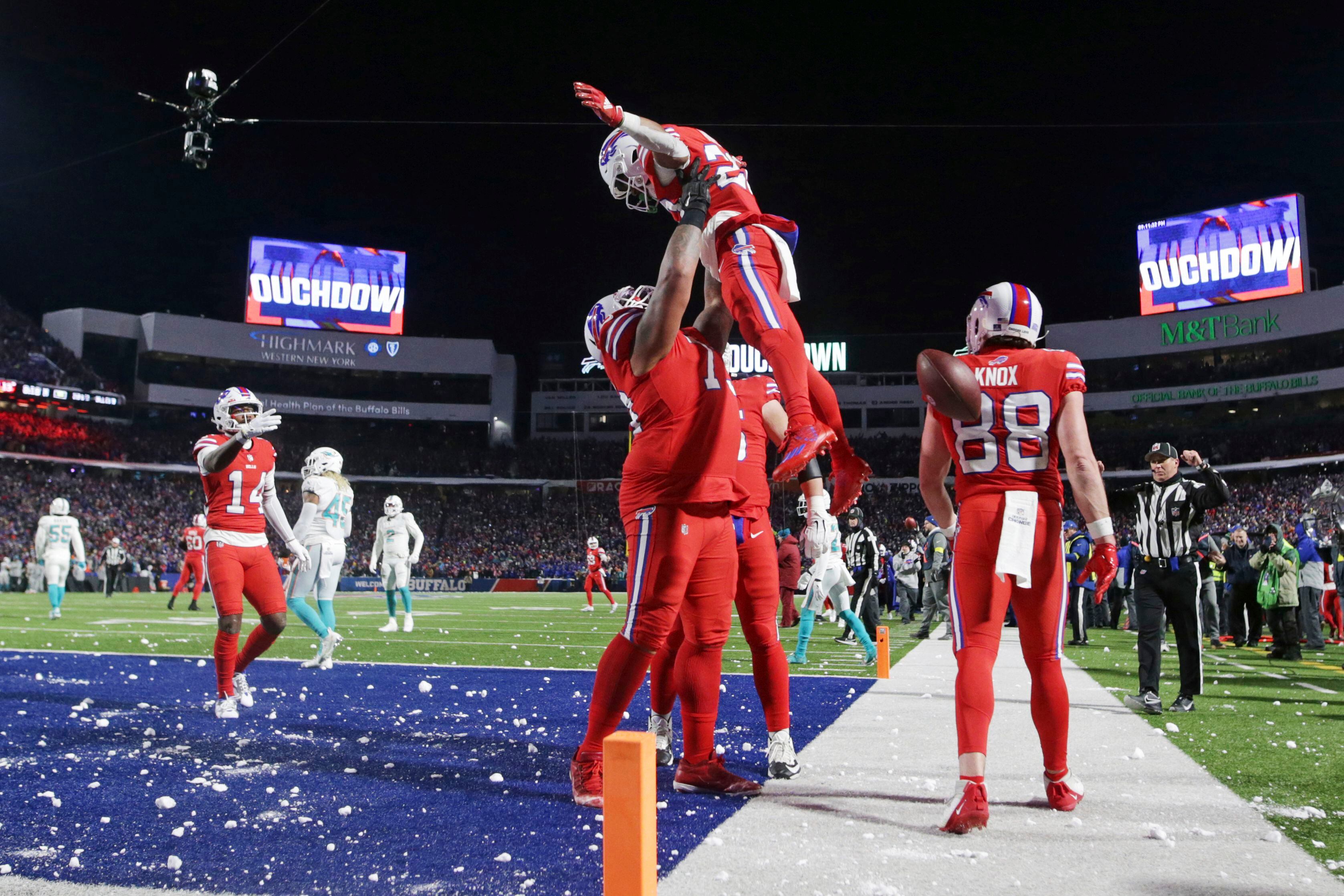 Bills clinch 4th straight playoff berth; beat Dolphins 32-29 – KXAN Austin