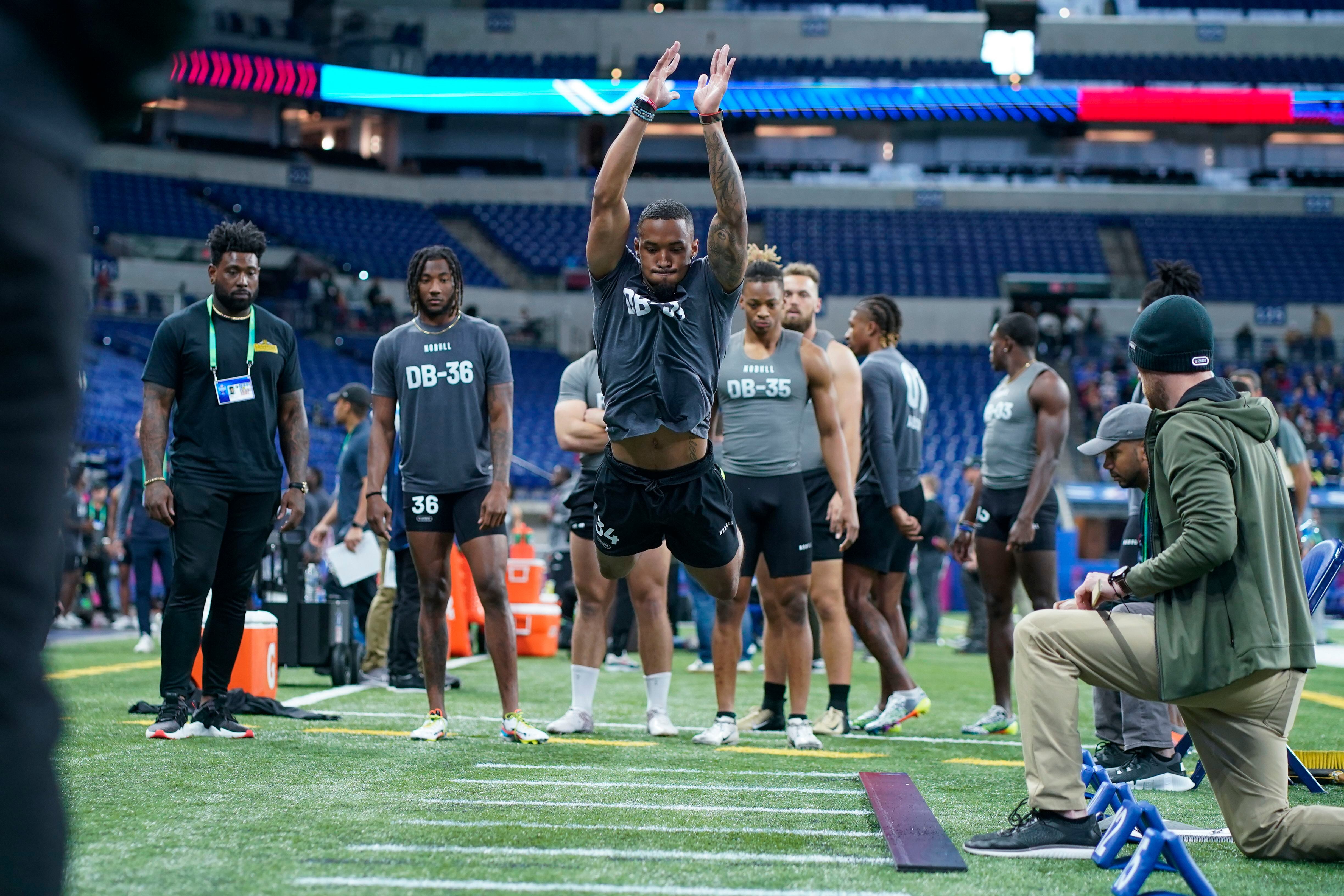 Dontari Poe: 40 time at 2012 NFL Scouting Combine 