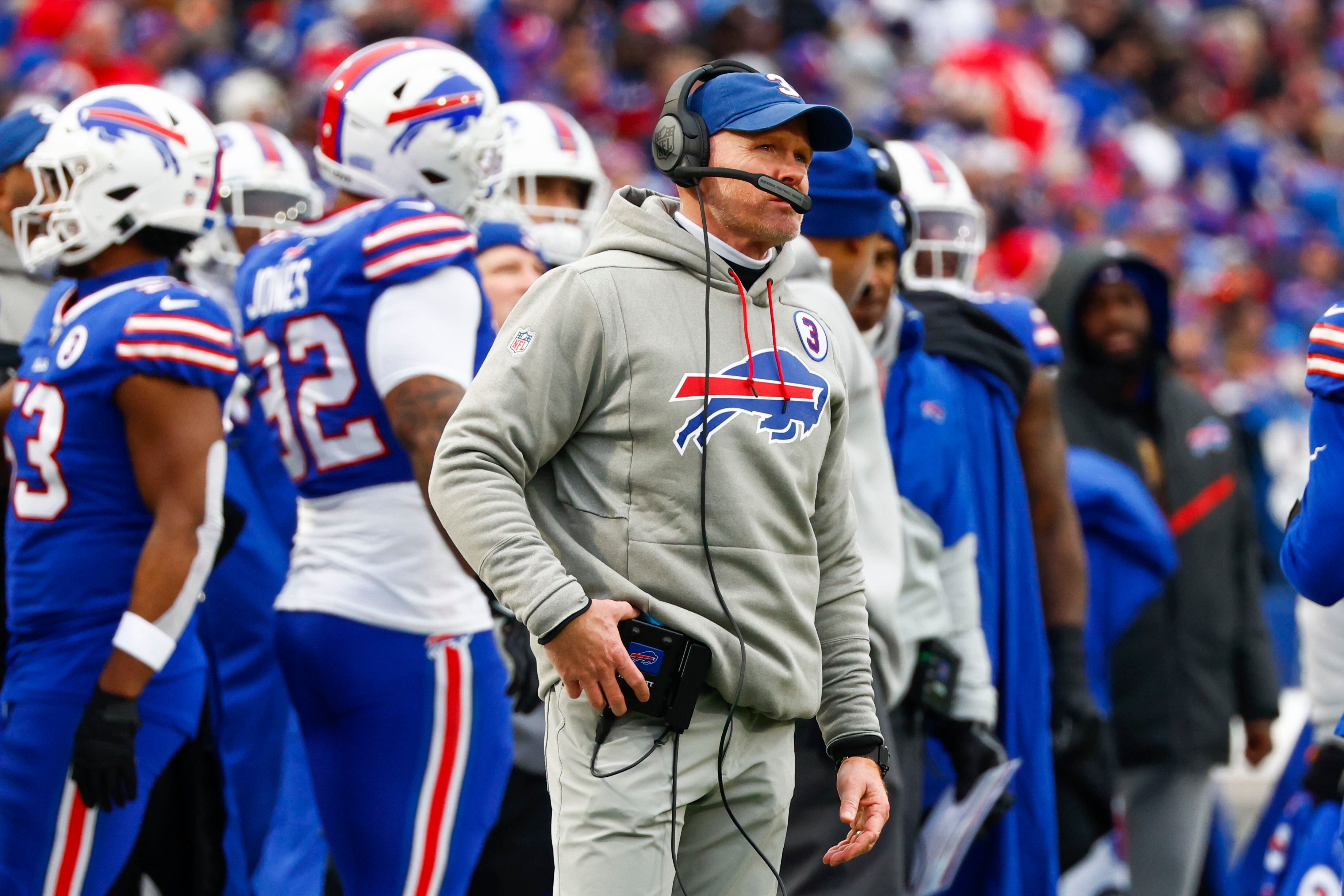 Bills secure the No. 2 seed in AFC after 35-23 win over New England