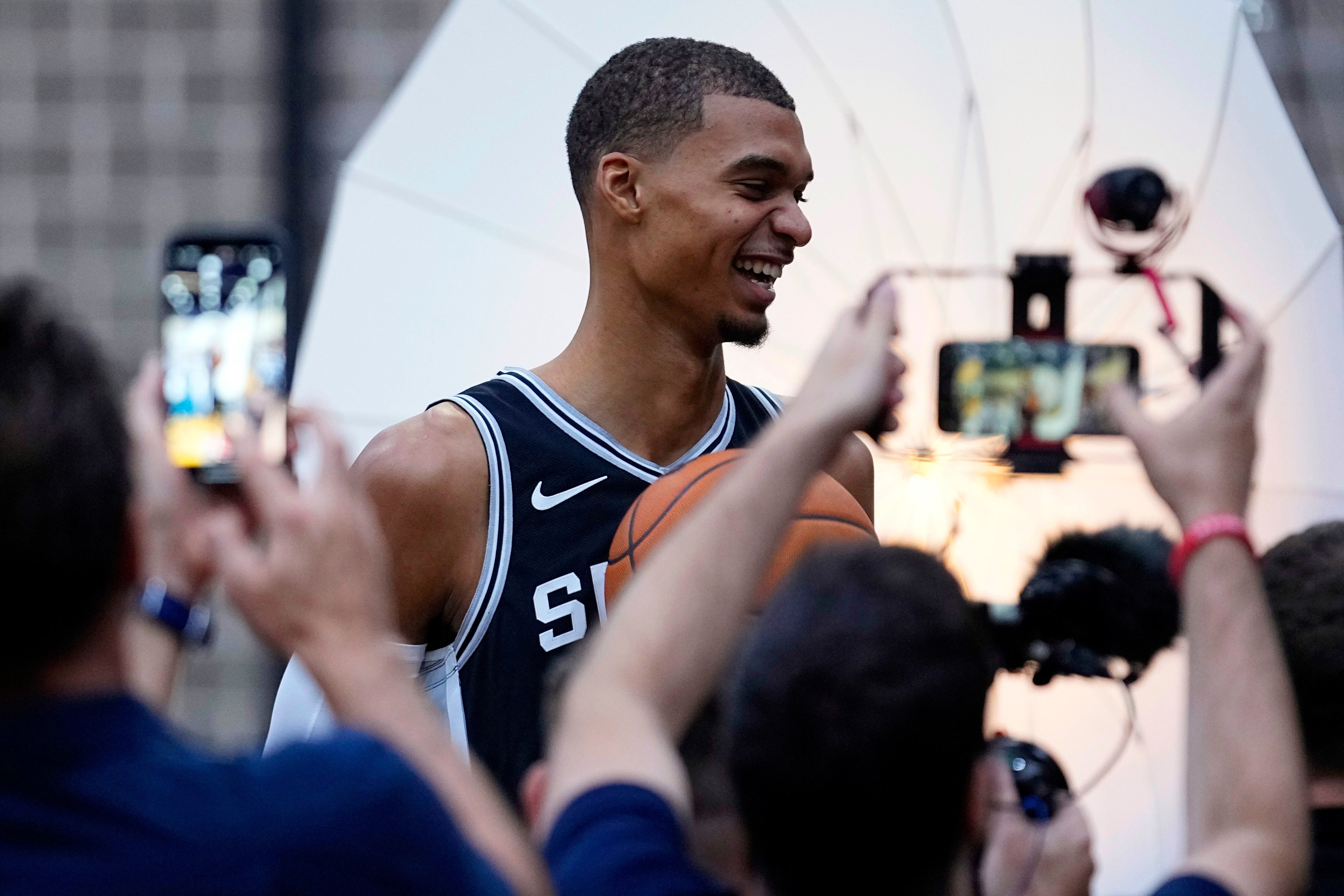 Check out those fresh hats the rookies wore during the NBA Draft