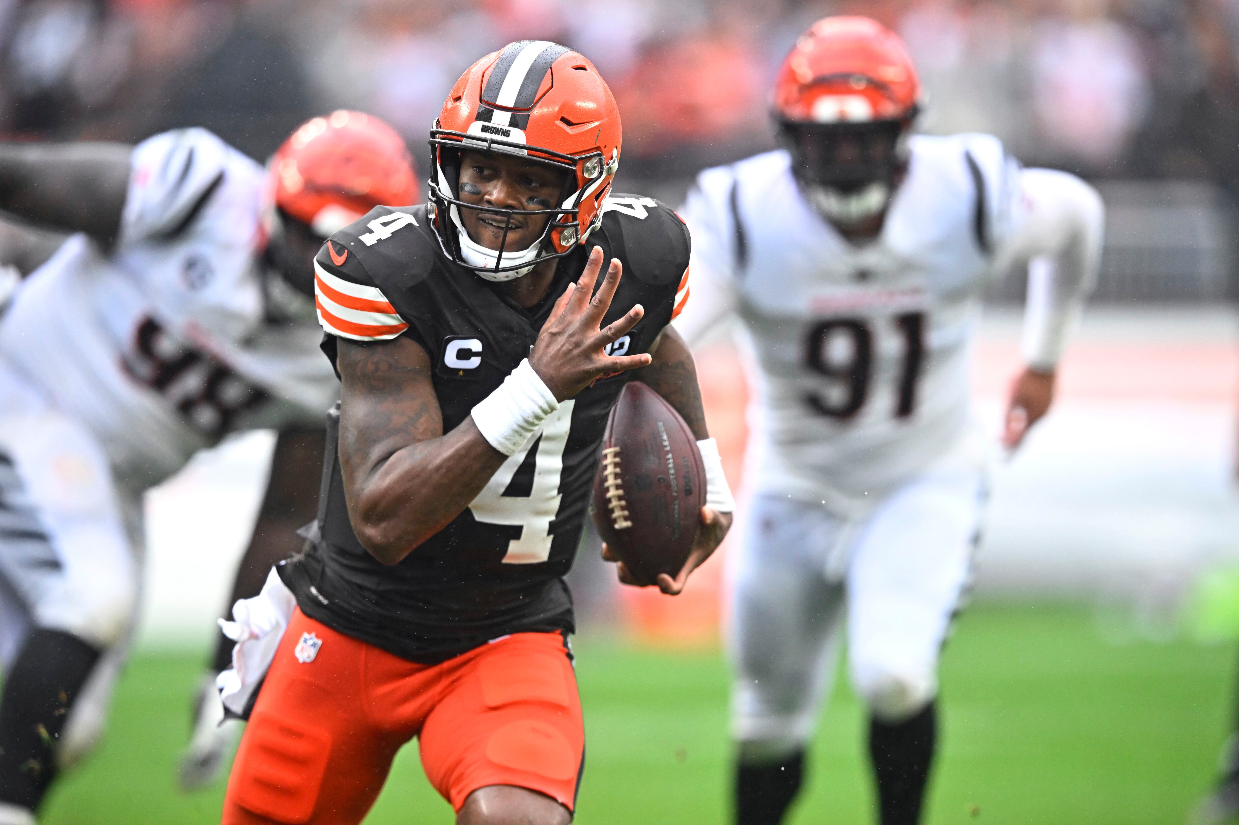 Joe Burrow, Bengals drop a dud in ugly loss to rival Browns