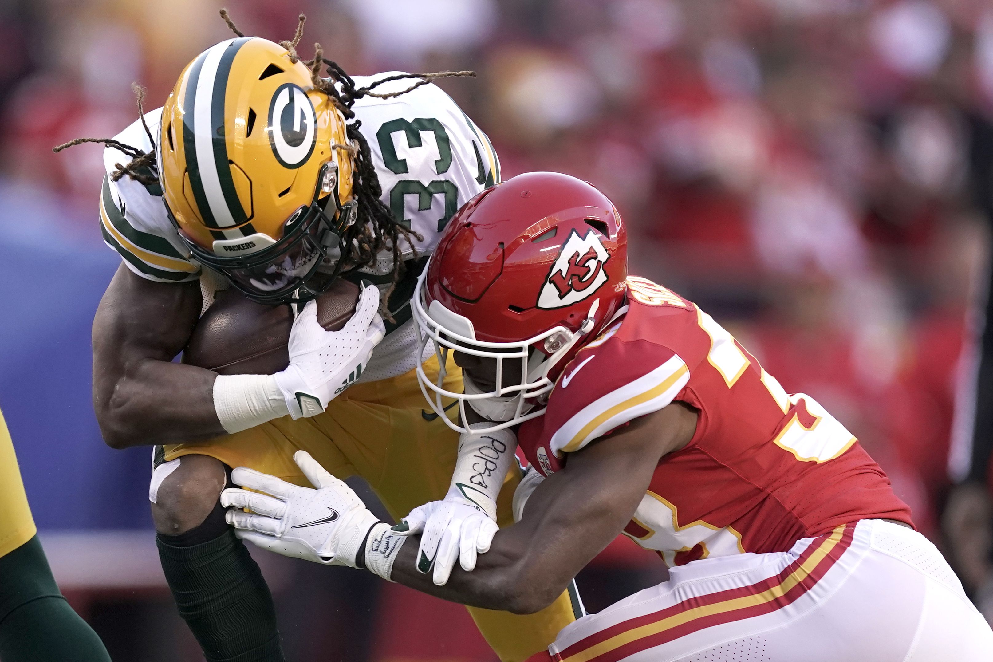 Chiefs edge Rodgers-less Packers 13-7 in defensive slugfest