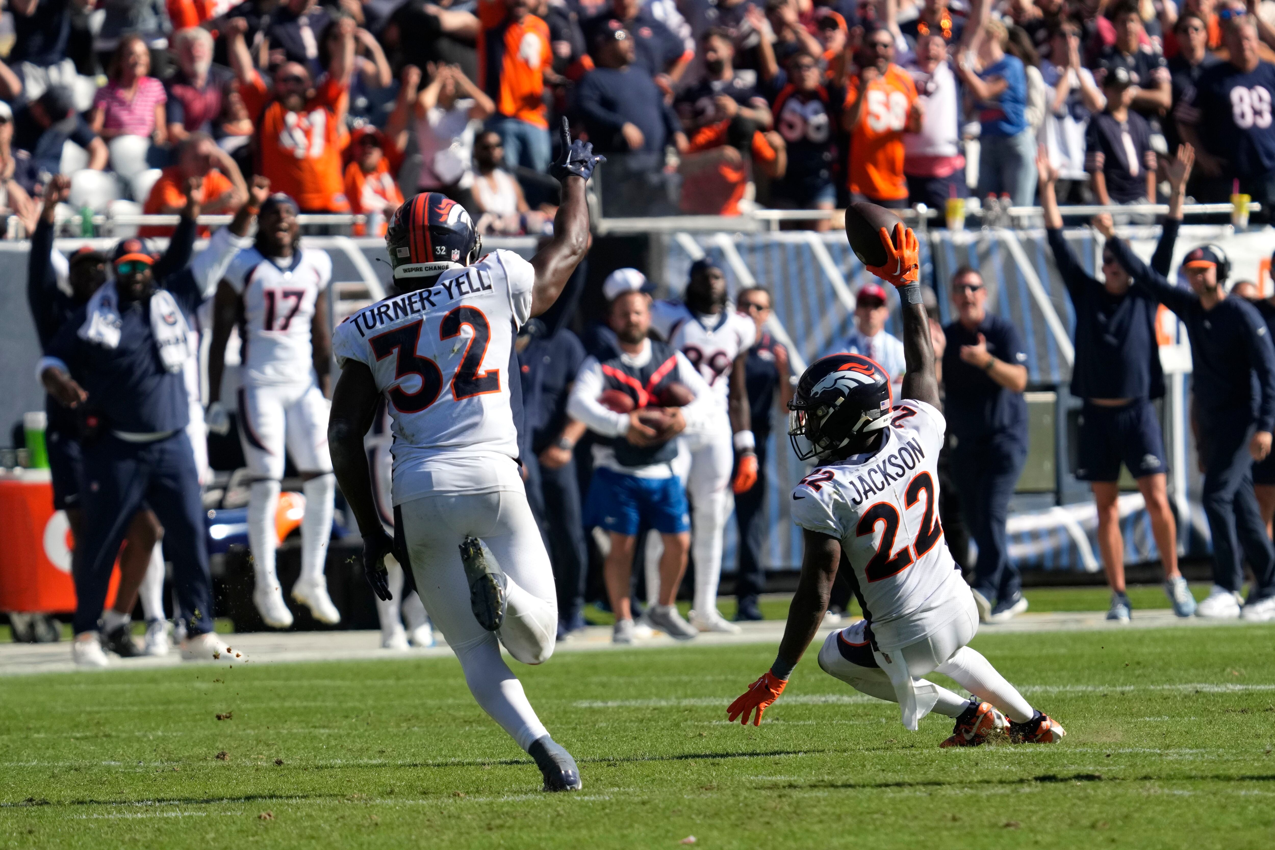 Bears won Super Bowl 32 years ago Friday