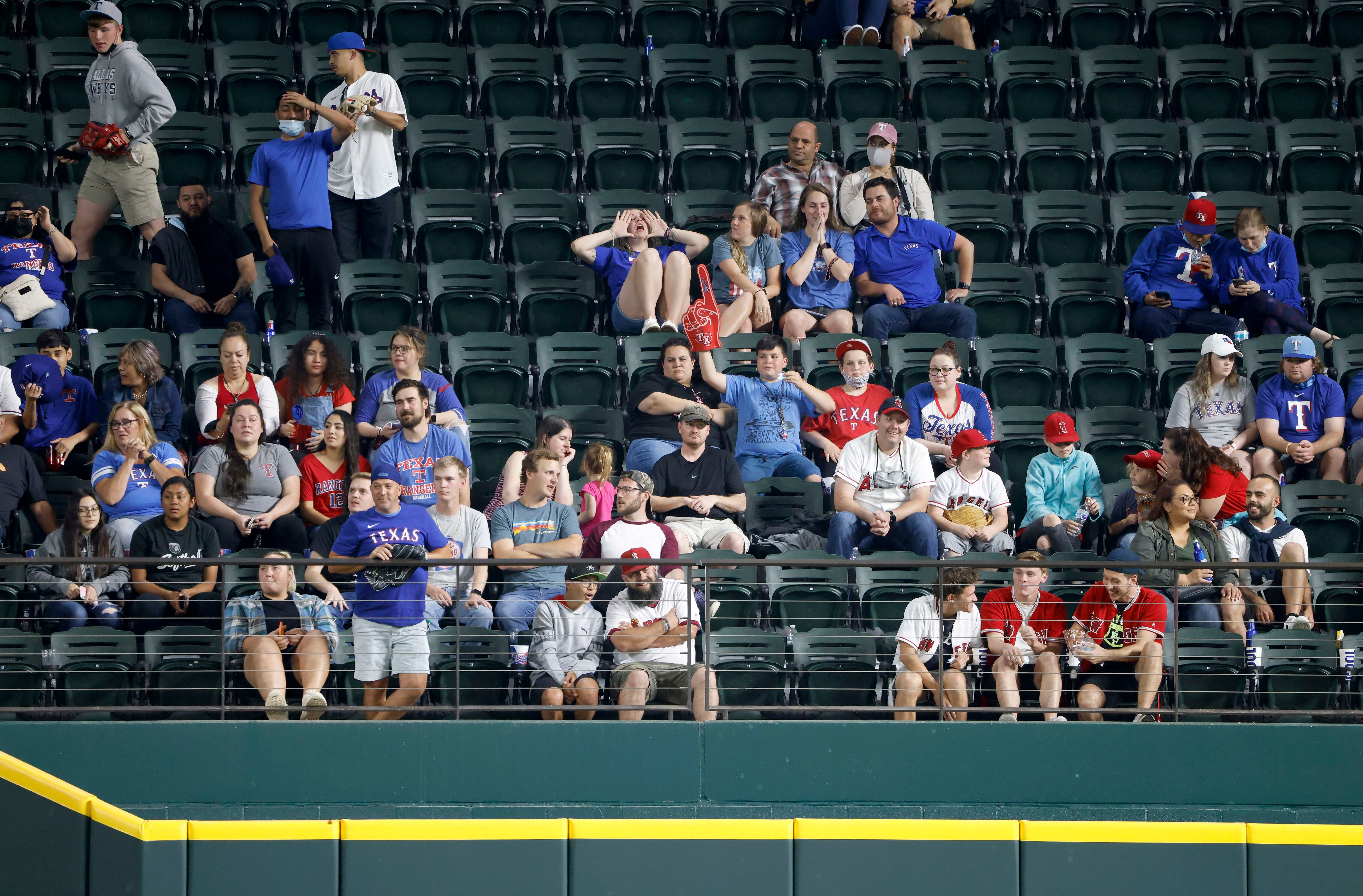 Texas Rangers' stadium capacity will be at 100% for 2021 MLB