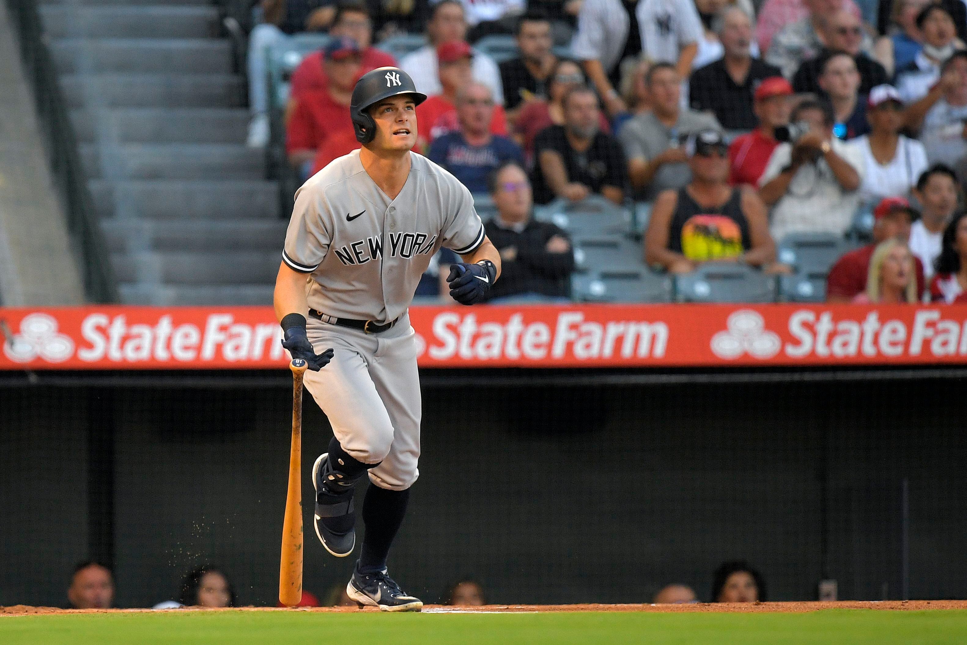 Yankees' Andrew Benintendi to Undergo Surgery on Broken Wrist