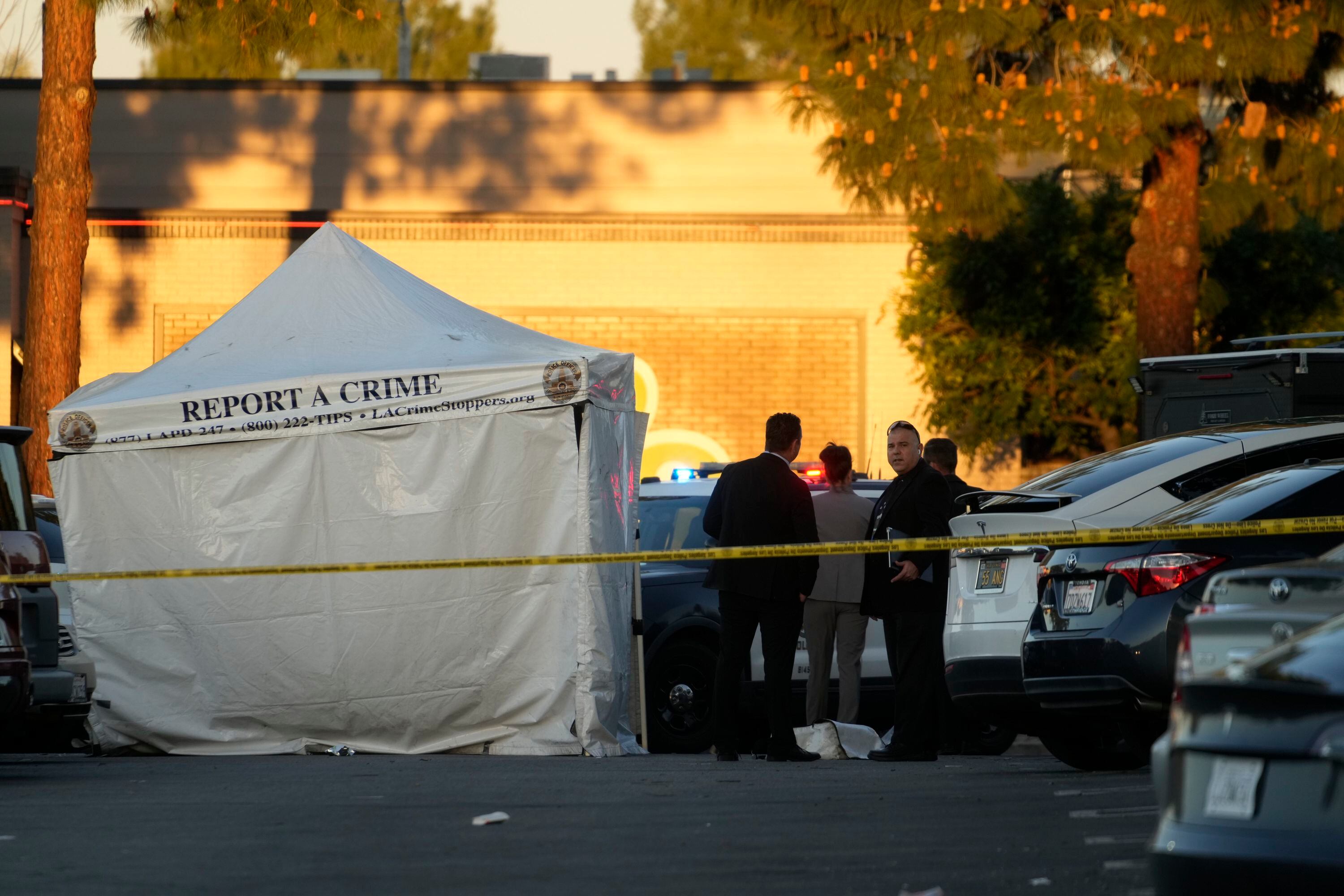 Woodland Hills man arrested in fatal shooting at Fallbrook Center