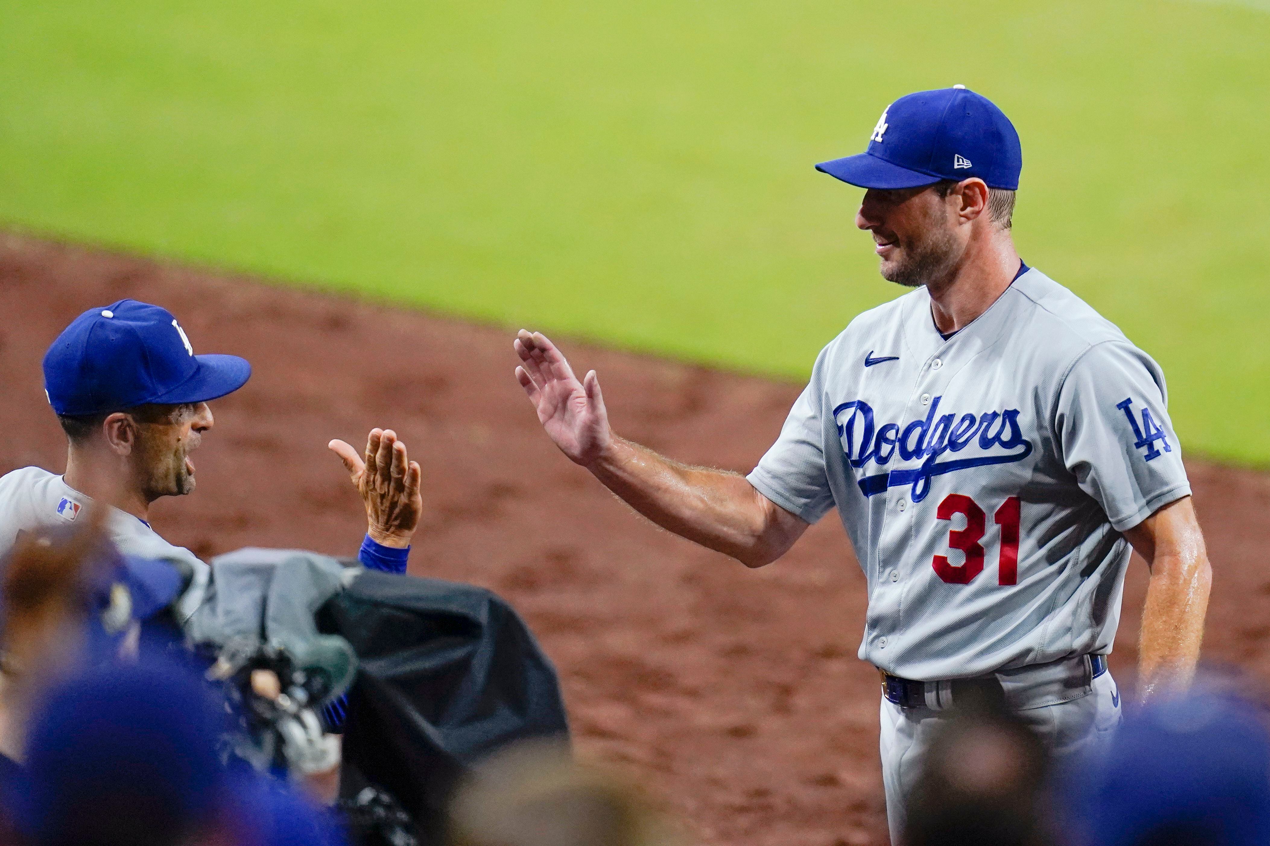 Padres Just Miss Big 9th Inning Against Dodgers, Thanks to Mookie Betts'  Diving Catch - Times of San Diego