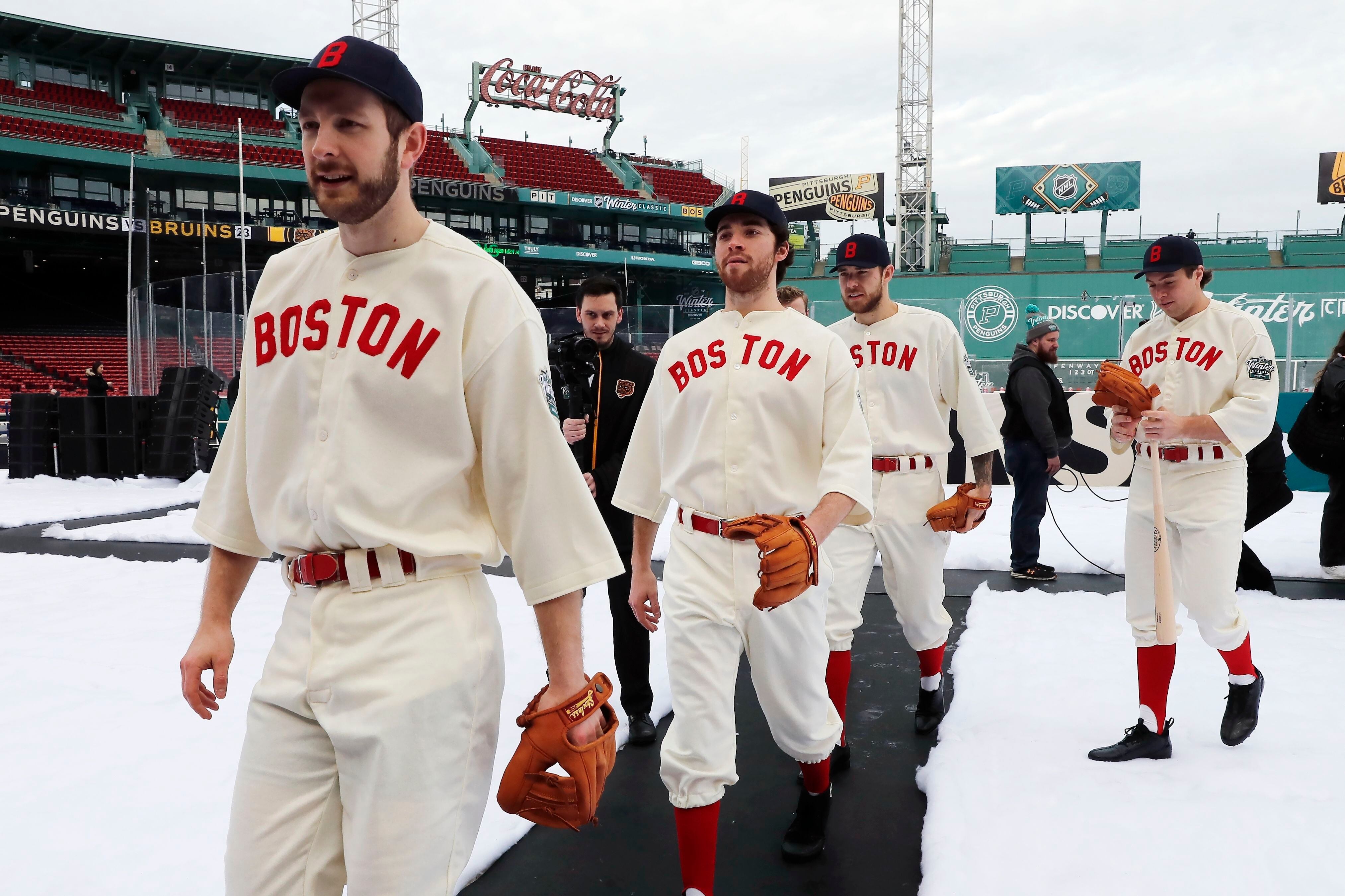 Fenway Park transforms for NHL's 14th annual Winter Classic - The San Diego  Union-Tribune