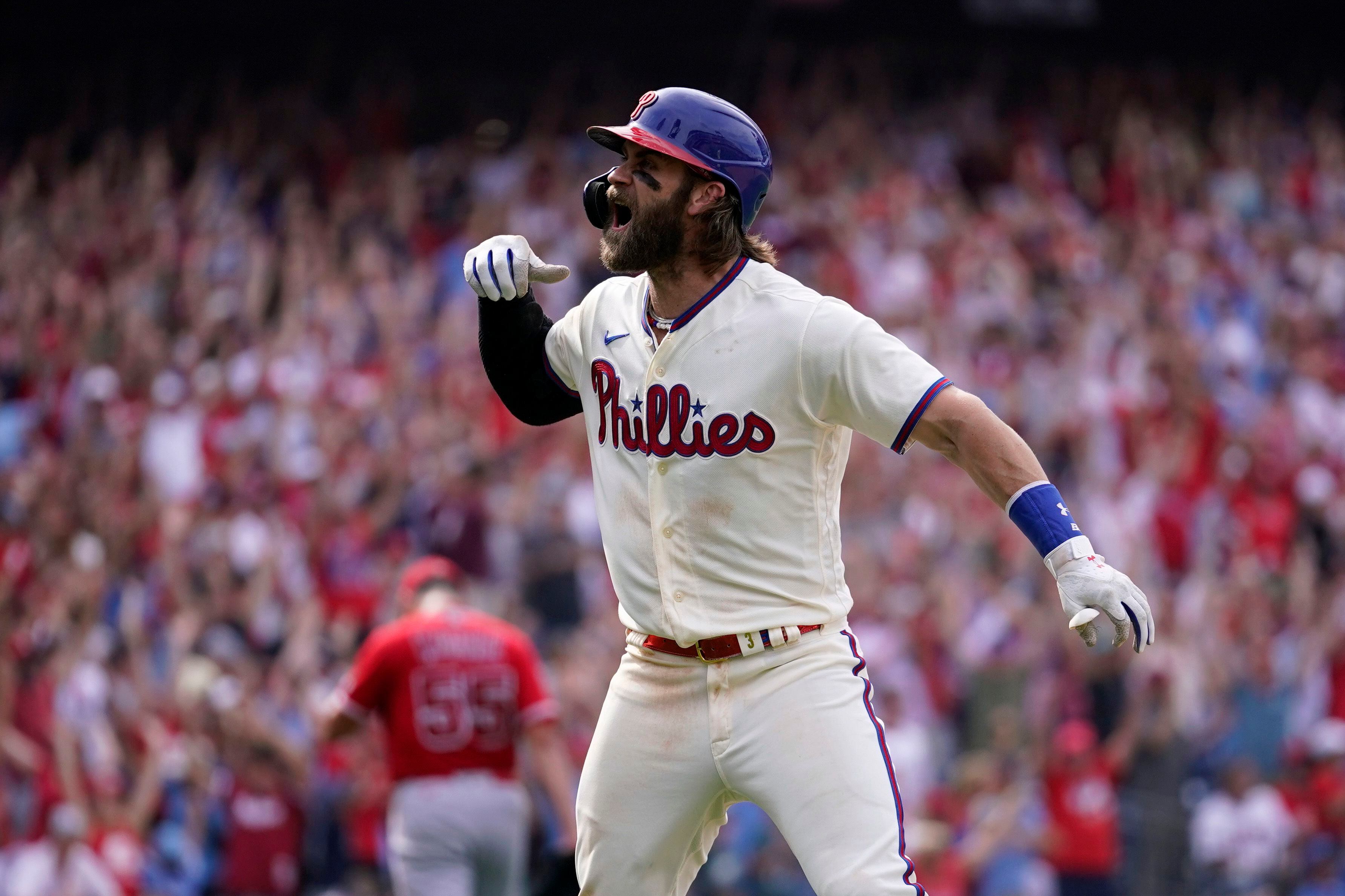 Moore: Bryce Harper shows he's thinking about the big picture