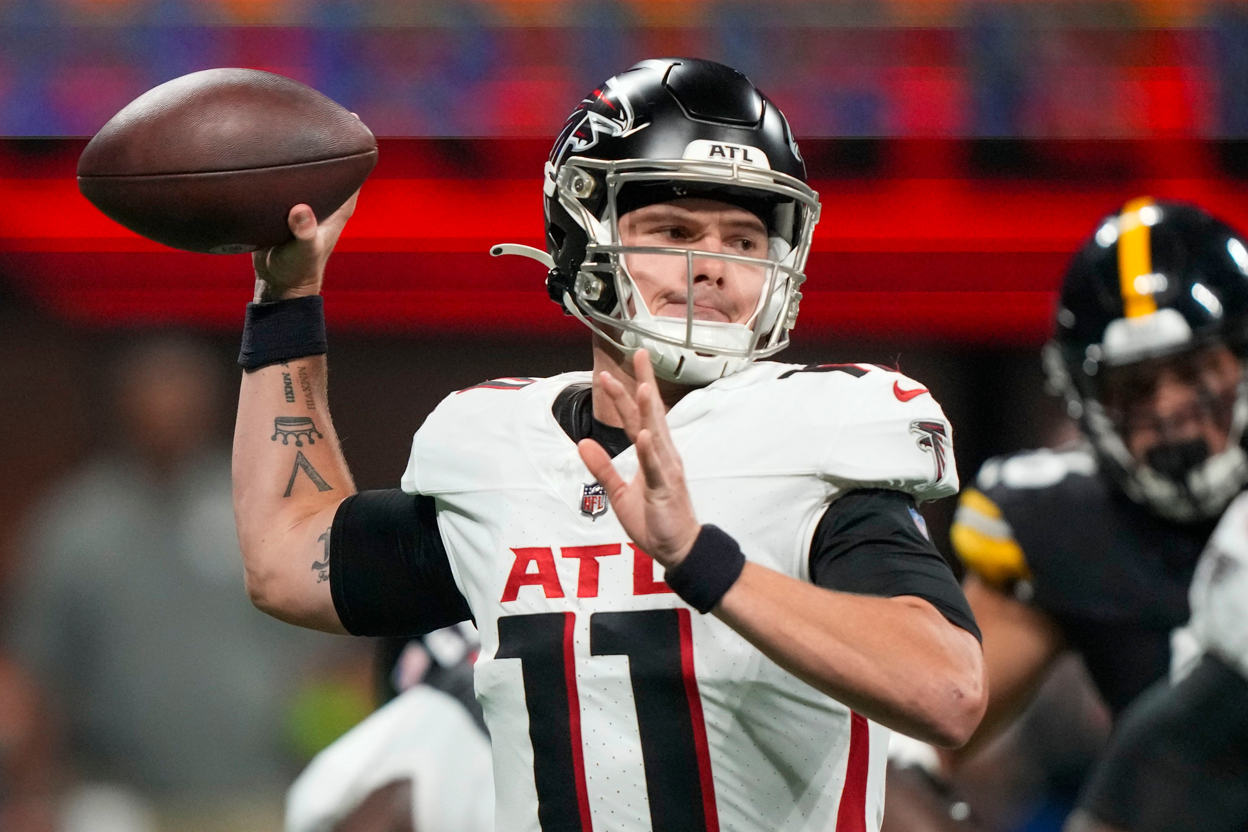 Is Kenny Pickett playing today vs. Falcons? Week 3 NFL preseason update on  Steelers QB