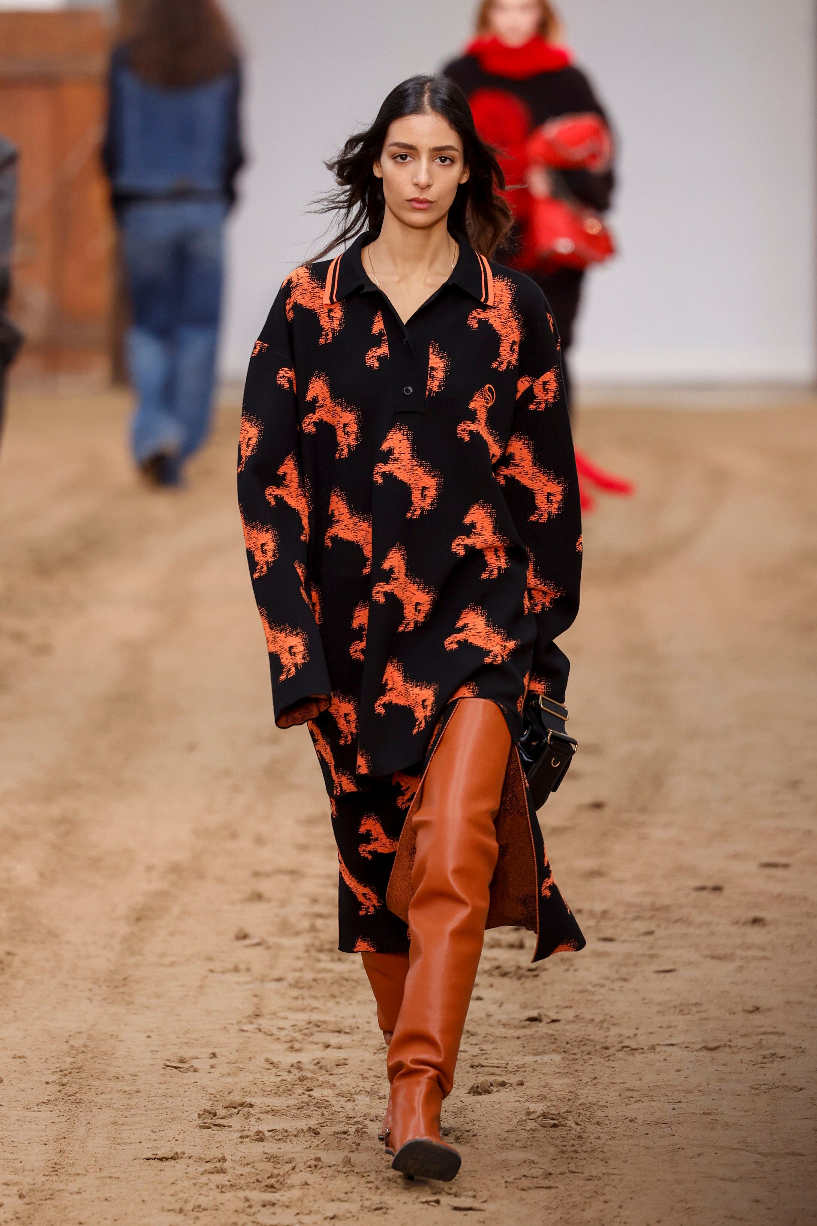 Lea Seydoux attends the Louis Vuitton Womenswear FW 2023-24 show during  Paris Fashion Week in