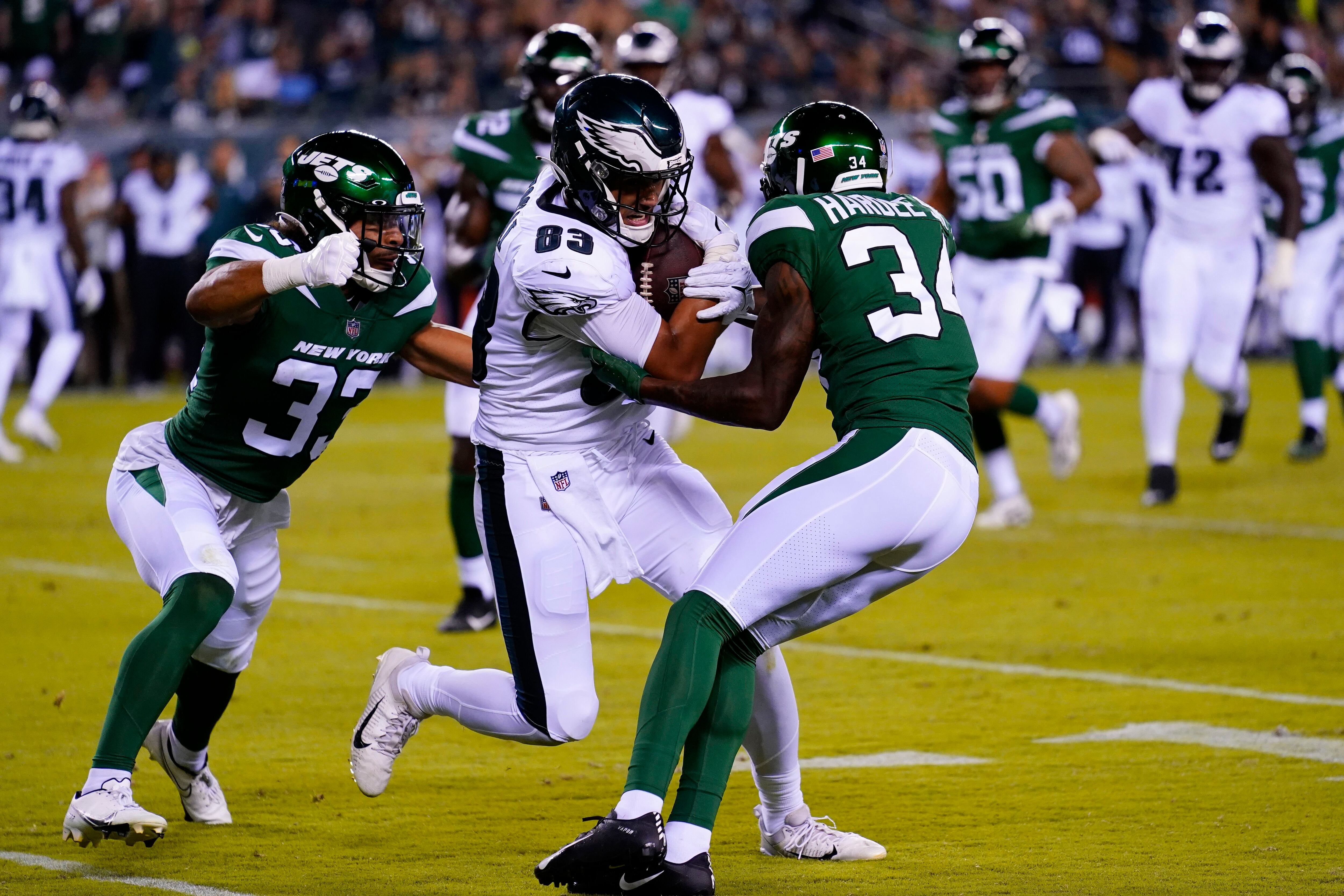 Jets QB Wilson injures knee in preseason win against Eagles