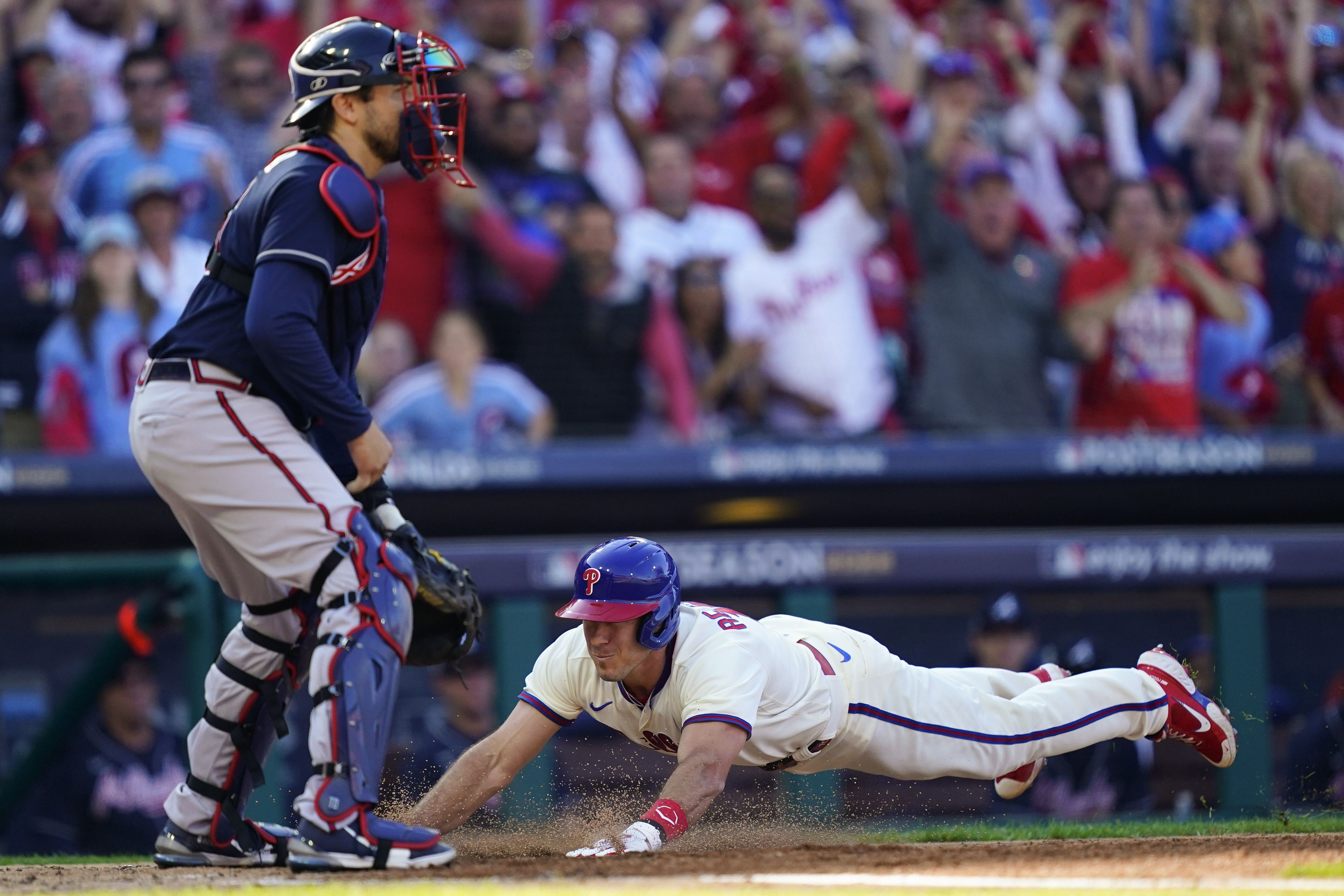 JT Realmuto hits inside-the-park home run to inch Phillies closer ...