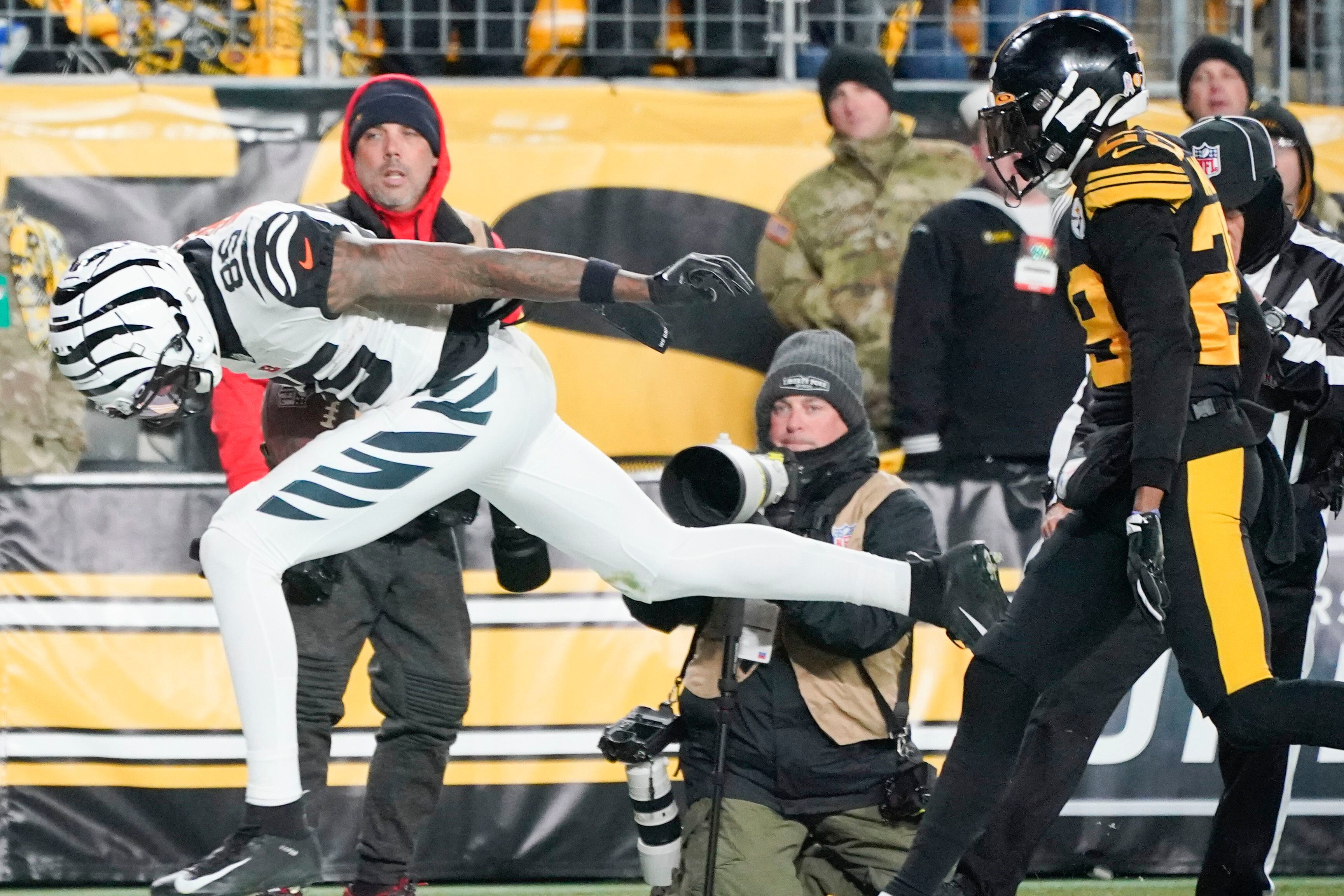 NFL Week 11 scores: Bengals beat Steelers 37-30 in AFC North